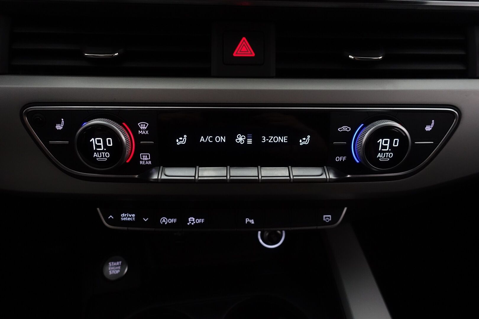 Audi A4 2019 Avant Business 35 TFSI 110 kW MHEV S tronic - | P. Tutkat | Vakionopeudensäädin | Pre-sense | Vetokoukku | Kahdet renkaat | CarPlay & AndroidAuto |