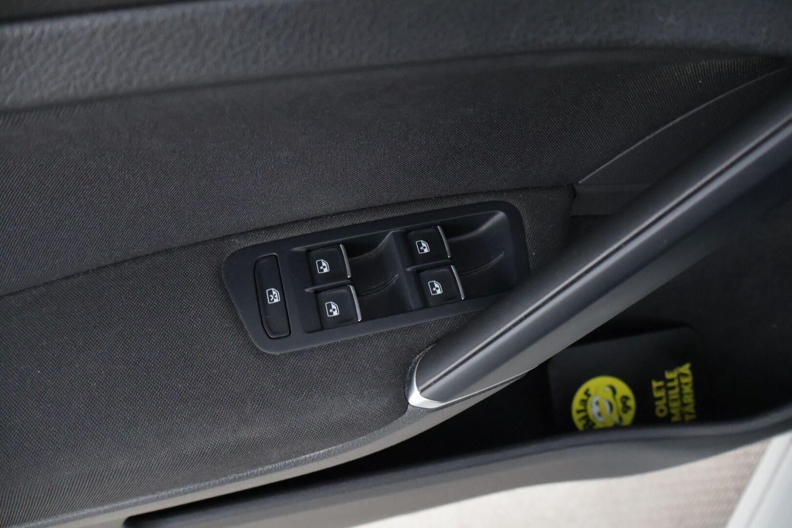 Volkswagen Golf 2020 Variant Highline 1,5 TSI EVO 110 kW (150 hv) DSG-automaatti * Webasto / Adapt vakkari / Park assist / Navi / P-kamera * - Suomi-auto / Kahdet hyväkuntoset renkaat vanteilla!
