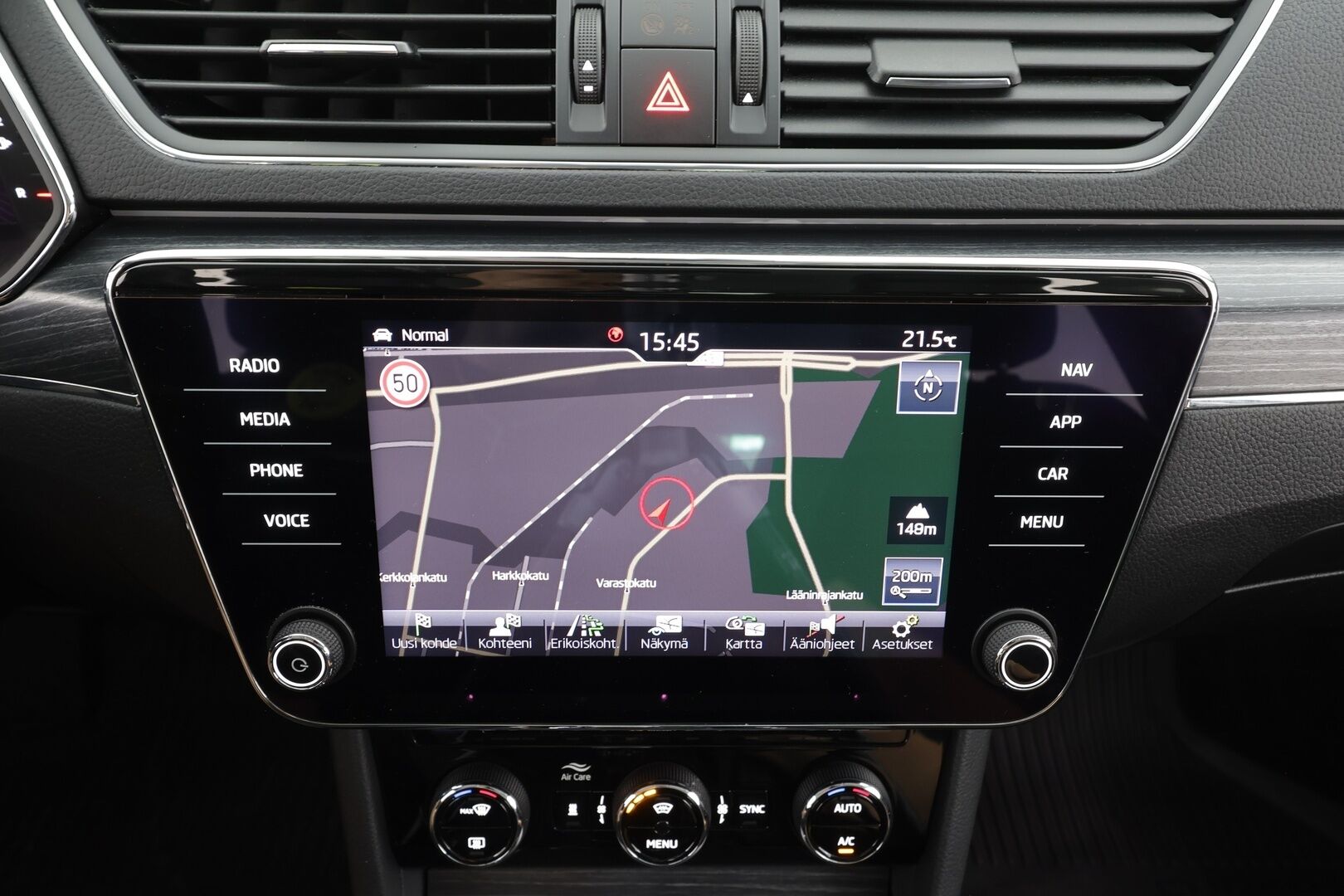 Skoda Superb 2020 Combi 1,5 TSI ACT Style DSG Autom. - | ACC | Webasto | Canton | Matrix-LED | P.Kamera | Muistipenkki | Ratinlämmitys | Puolinahat | Suomi-auto | Kahdet Renkaat | Merkkihuollettu |