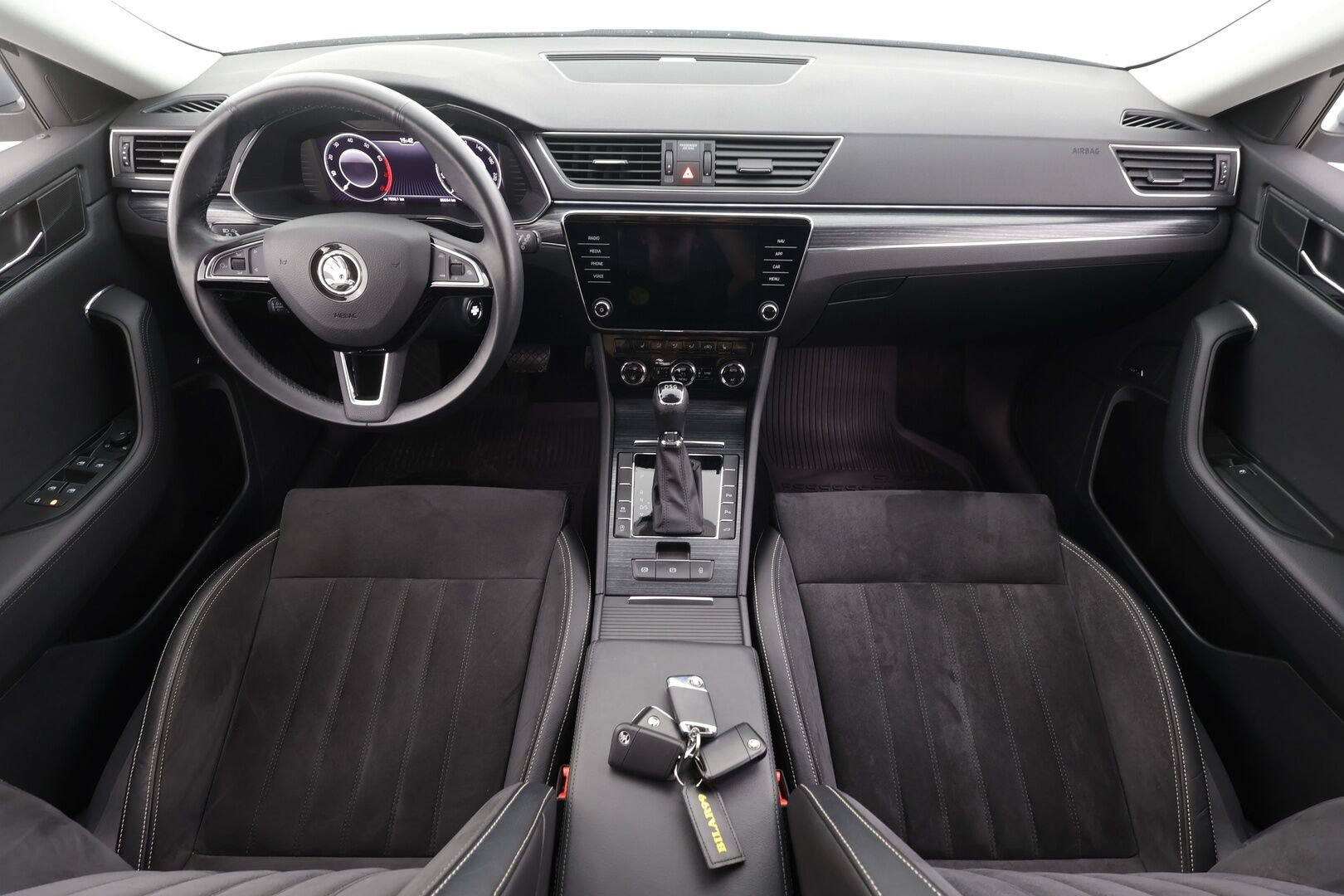Skoda Superb 2020 Combi 1,5 TSI ACT Style DSG Autom. - | ACC | Webasto | Canton | Matrix-LED | P.Kamera | Muistipenkki | Ratinlämmitys | Puolinahat | Suomi-auto | Kahdet Renkaat | Merkkihuollettu |