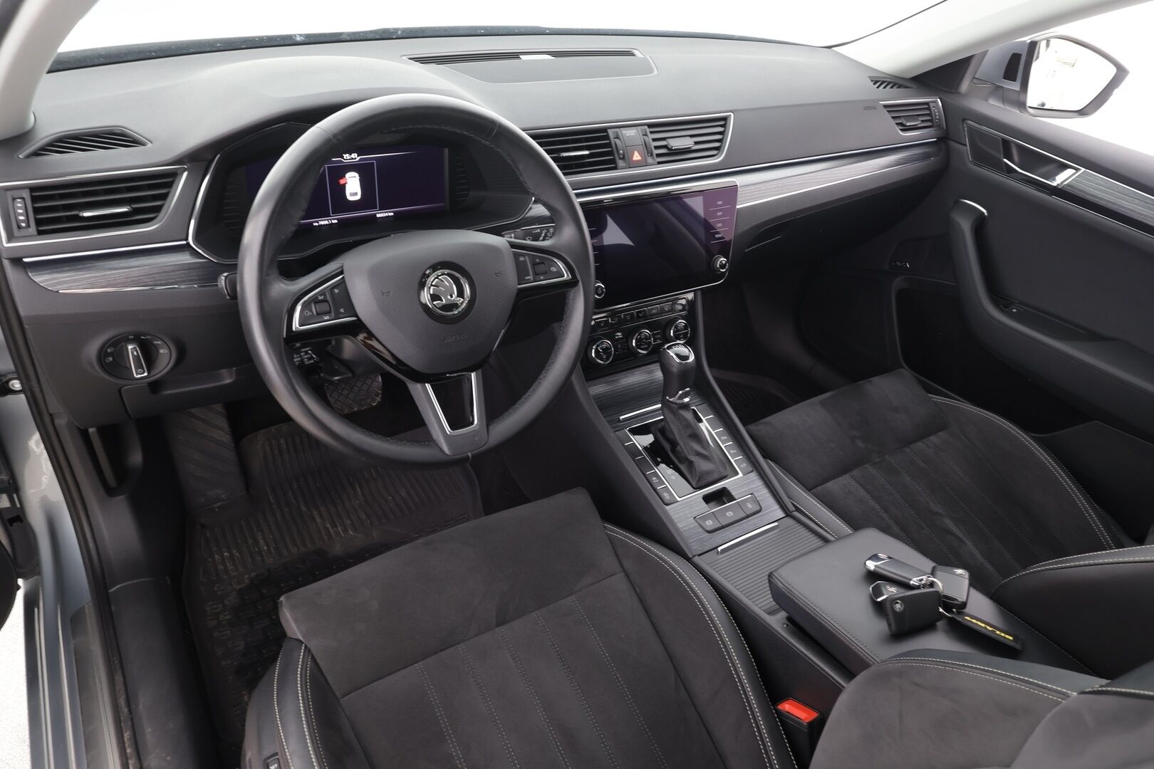 Skoda Superb 2020 Combi 1,5 TSI ACT Style DSG Autom. - | ACC | Webasto | Canton | Matrix-LED | P.Kamera | Muistipenkki | Ratinlämmitys | Puolinahat | Suomi-auto | Kahdet Renkaat | Merkkihuollettu |