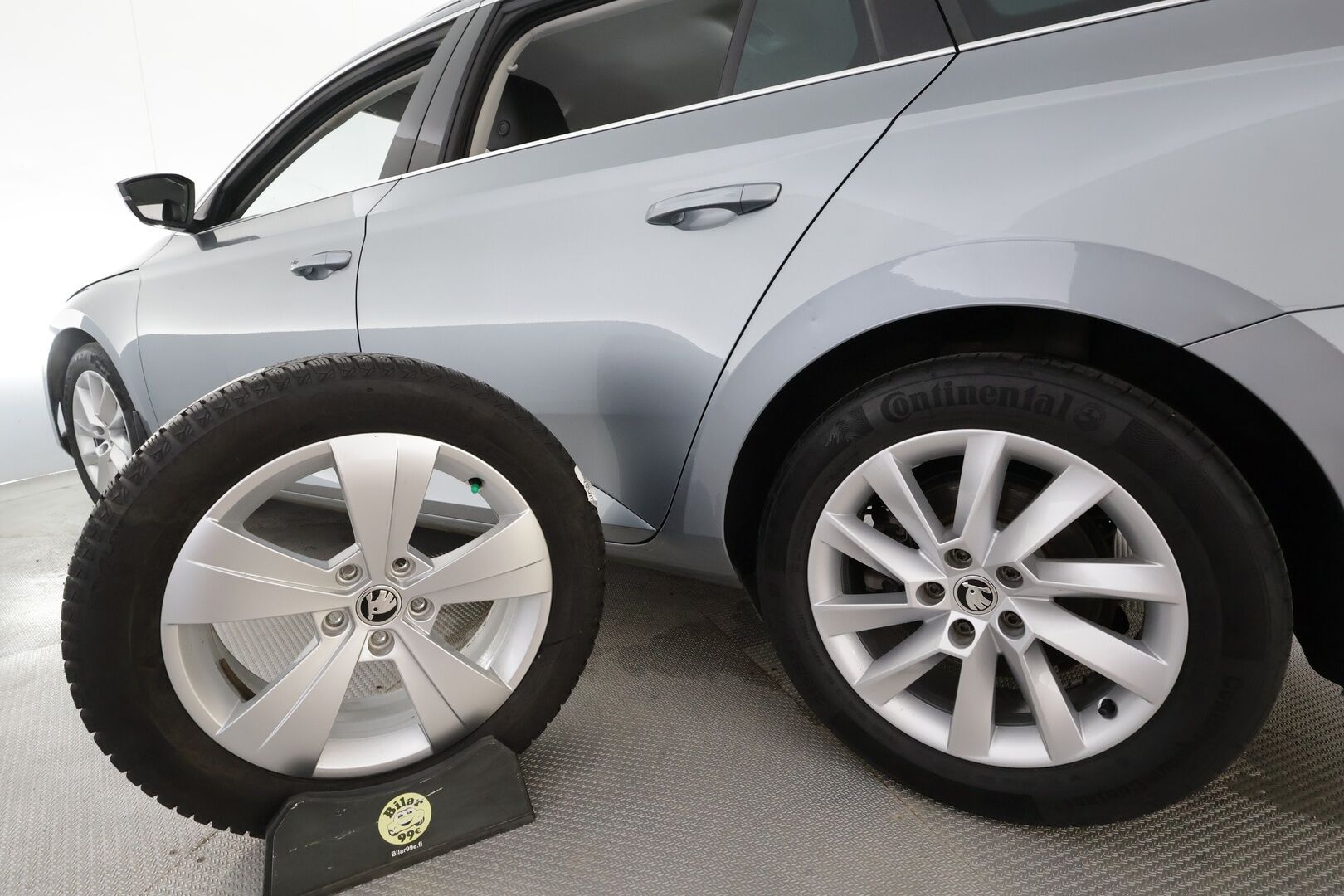Skoda Superb 2020 Combi 1,5 TSI ACT Style DSG Autom. - | ACC | Webasto | Canton | Matrix-LED | P.Kamera | Muistipenkki | Ratinlämmitys | Puolinahat | Suomi-auto | Kahdet Renkaat | Merkkihuollettu |