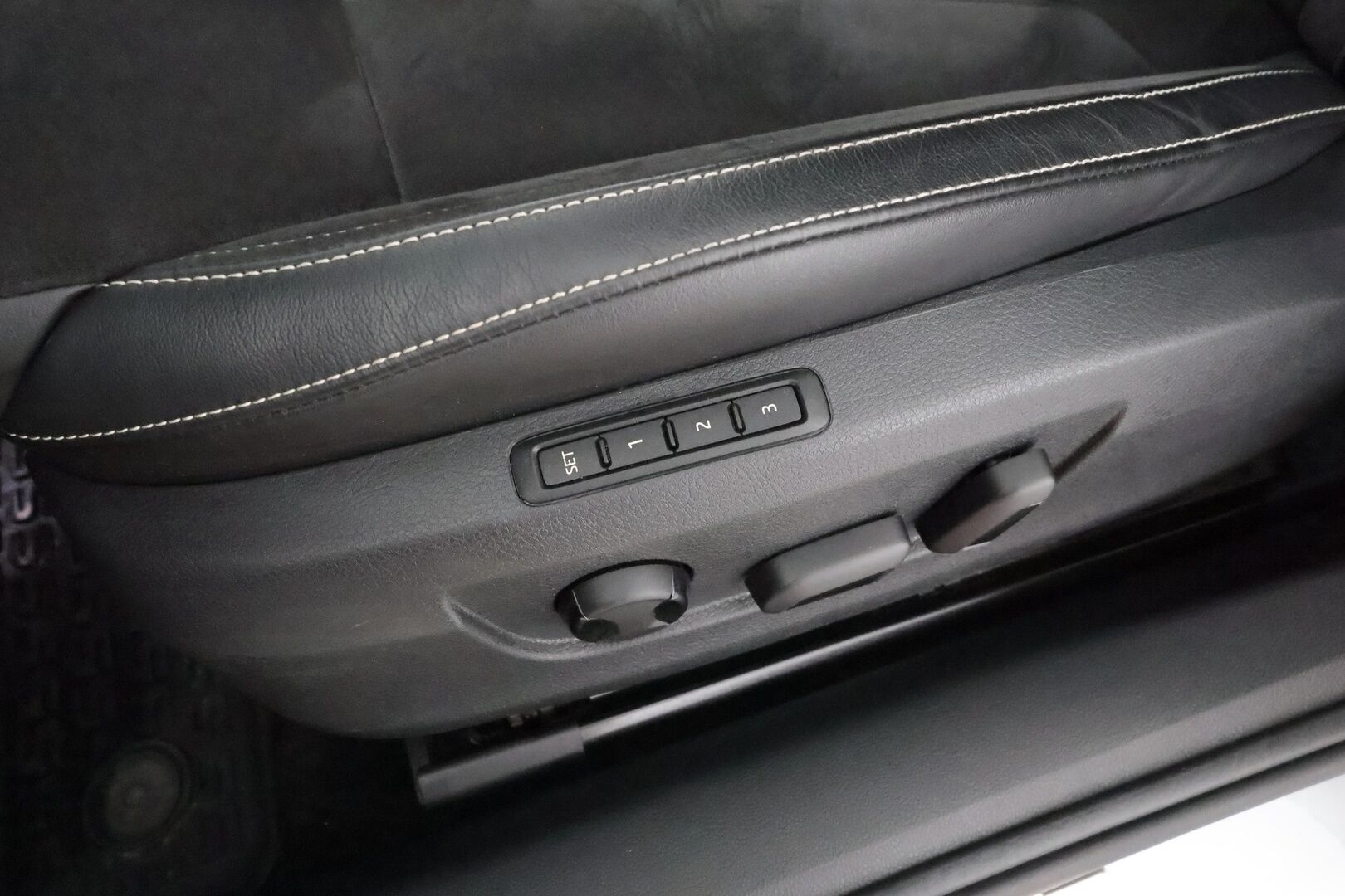 Skoda Superb 2020 Combi 1,5 TSI ACT Style DSG Autom. - | ACC | Webasto | Canton | Matrix-LED | P.Kamera | Muistipenkki | Ratinlämmitys | Puolinahat | Suomi-auto | Kahdet Renkaat | Merkkihuollettu |