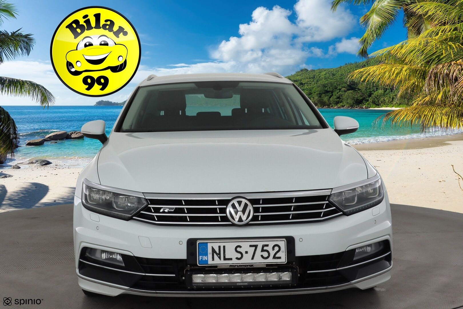 Volkswagen Passat 2017 Variant R-Line 2,0 TDI 140 kW (190 hv) DSG * ACC / Webasto / P.kamera / LED / Puolisähkö penkki / Apple & Android * - Kahdet renkaat