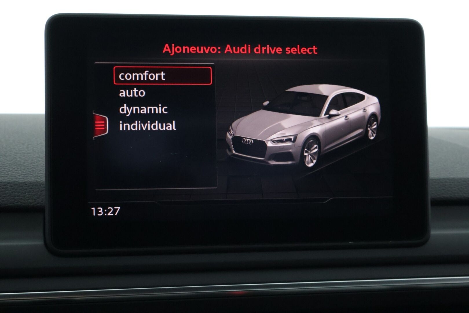 Audi A5 2019 Sportback Business Sport Comfort Edition 35 TFSI 110 kW MHEV S tronic - *Webasto / Sporttipenkit / Musta sisäkatto / Koukku / Tutkat *