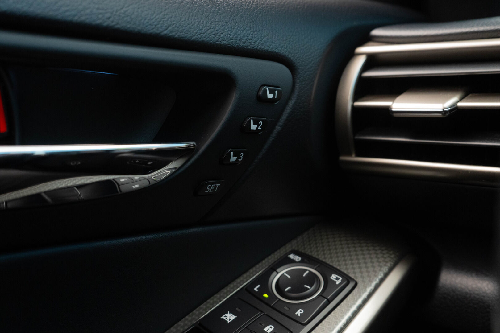Lexus IS 2015 IS 300h  F-Sport - Nahat | Navi | Vakkari | Kamera 