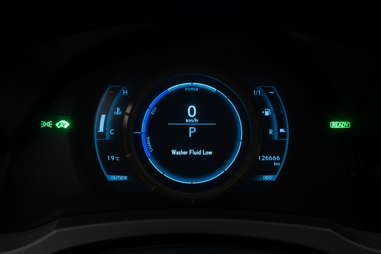 Lexus IS 2015 IS 300h  F-Sport - Nahat | Navi | Vakkari | Kamera 