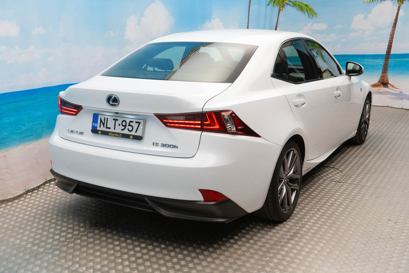 Lexus IS 2015 IS 300h  F-Sport - Nahat | Navi | Vakkari | Kamera 
