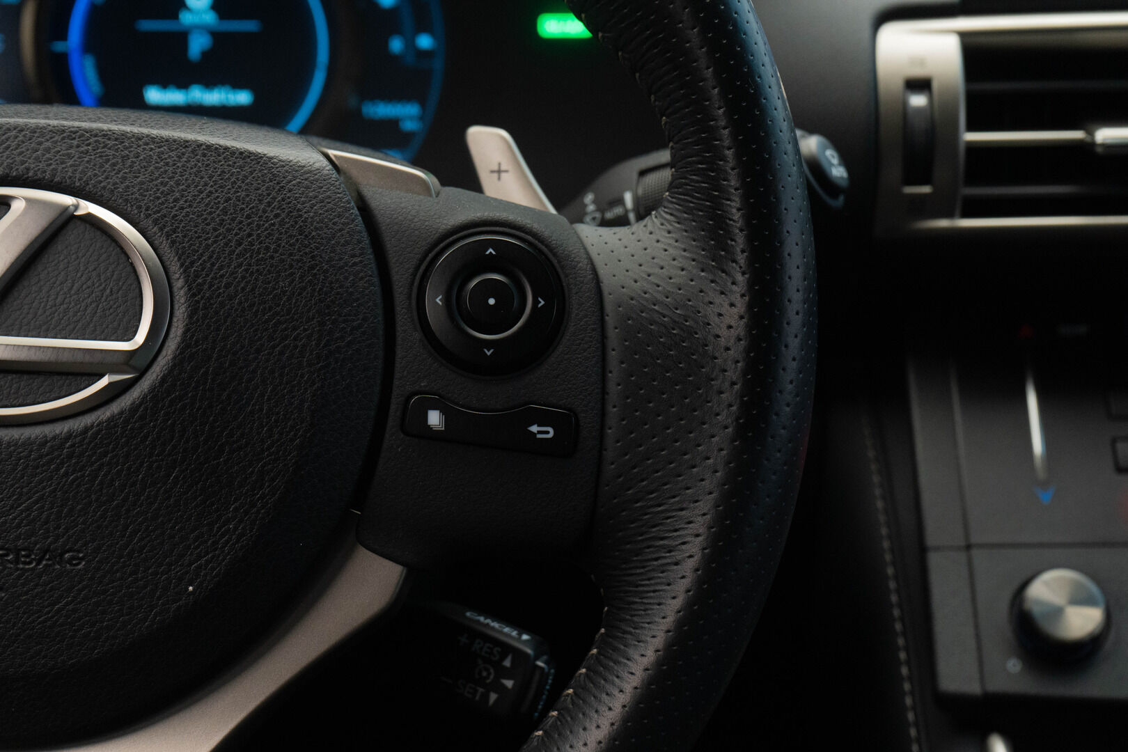 Lexus IS 2015 IS 300h  F-Sport - Nahat | Navi | Vakkari | Kamera 