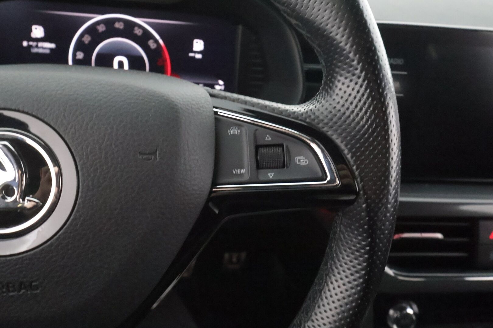 Skoda Scala 2020 1,5 TSI Style DSG Autom. - | ACC | LED | P.Kamera | Keyless | Lasinlämmitys | Apple&Android | Suomi-Auto | Kahdet Renkaat |
