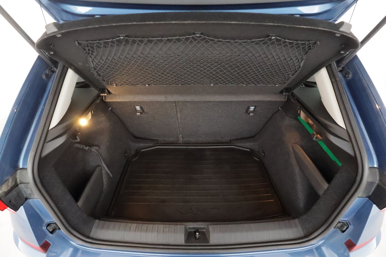 Skoda Kamiq 2020 1,5 TSI Ambition DSG Autom. - | Webasto | LED | Lane Assist | Side Assist | Vakkari | Keyless | P.tutkat | Lämm. ratti | Lämm. tuulilasi | SmartLink | Aut. ilmastointi | 2x renkaat aluin 