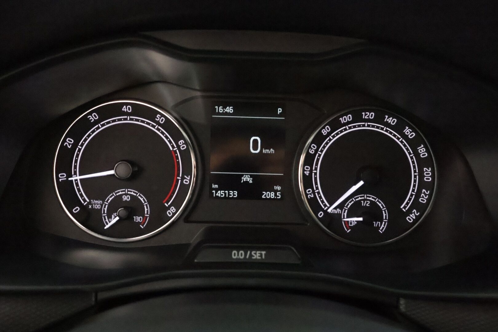 Skoda Kamiq 2020 1,5 TSI Ambition DSG Autom. - | Webasto | LED | Lane Assist | Side Assist | Vakkari | Keyless | P.tutkat | Lämm. ratti | Lämm. tuulilasi | SmartLink | Aut. ilmastointi | 2x renkaat aluin 