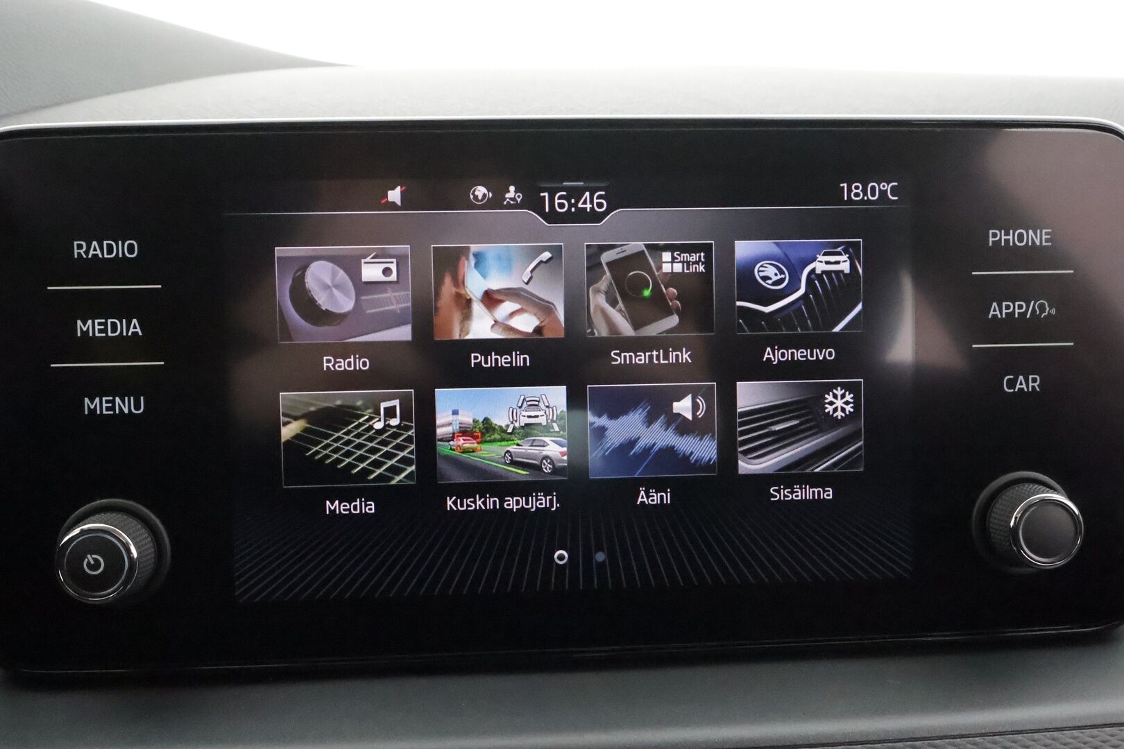 Skoda Kamiq 2020 1,5 TSI Ambition DSG Autom. - | Webasto | LED | Lane Assist | Side Assist | Vakkari | Keyless | P.tutkat | Lämm. ratti | Lämm. tuulilasi | SmartLink | Aut. ilmastointi | 2x renkaat aluin 
