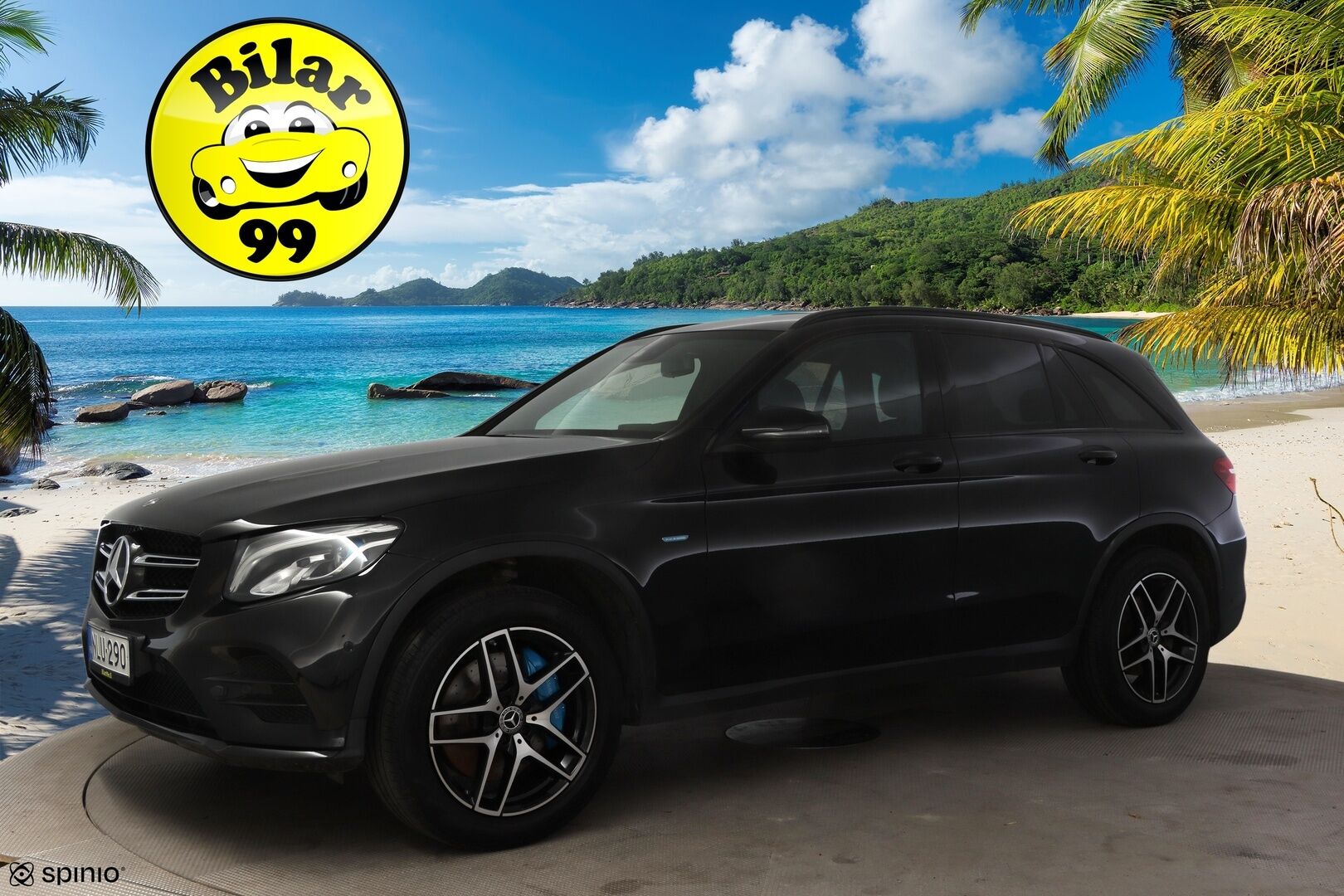 Mercedes-Benz GLC 2017 350 e 4Matic A Premium Business AMG* Nahka-alcantarat / Vakkari / Koukku / P.tutkat / Sähkökontti * - * Kahdet renkaat omilla alumiinivanteilla! *