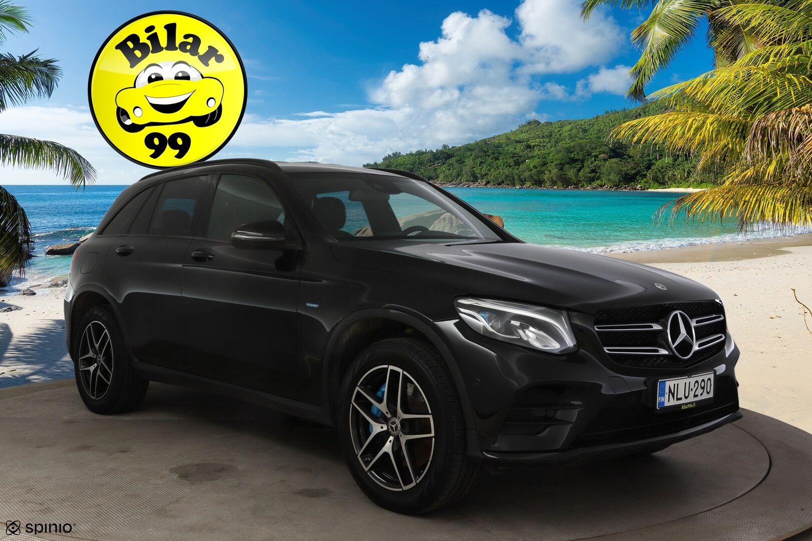 Mercedes-Benz GLC 2017 350 e 4Matic A Premium Business AMG* Nahka-alcantarat / Vakkari / Koukku / P.tutkat / Sähkökontti * - * Kahdet renkaat omilla alumiinivanteilla! *