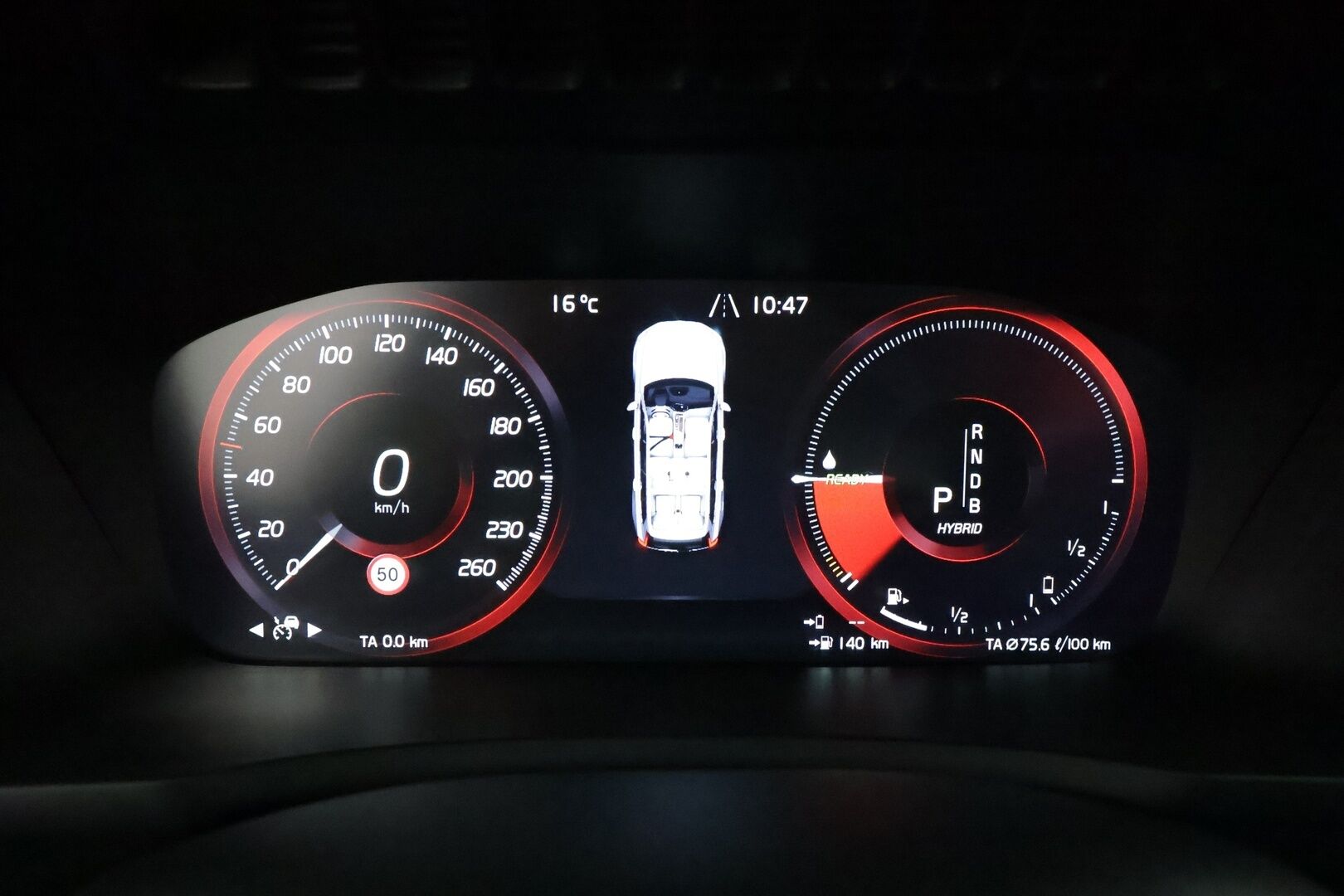Volvo XC90 2018 T8 Twin Engine AWD R-Design aut** B&W / HUD / panorama / Adapt.vakkari / 360 Kamera / Muistipenkit / Ilmaalusta - 3,99 % KORKOTARJOUS TÄHÄN AUTOON - Sporttipenkit / AppleCarPlay / Merkkihuollettu