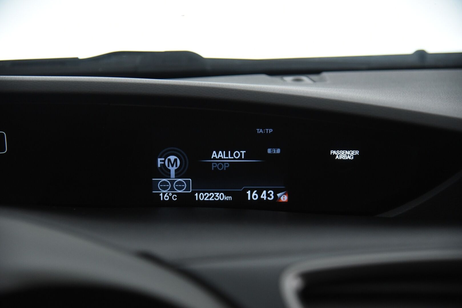 Honda Civic 2016 5D 2,0 Type-R GT / Navi / BLIS / P.kamera / Xenon / Tutkat / Vakkari - 2x Vanteet / Merkkiliikkeen huoltohistoria