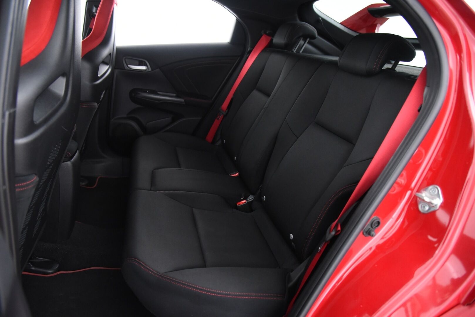 Honda Civic 2016 5D 2,0 Type-R GT / Navi / BLIS / P.kamera / Xenon / Tutkat / Vakkari - 2x Vanteet / Merkkiliikkeen huoltohistoria