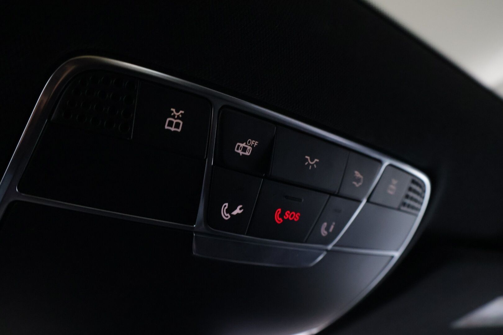 Mercedes-Benz S 2015 350 BLUETEC 4MATIC Sedan *Webasto / DTR+ / Burmester / 360° / Panorama / Imuovet / BLIS / Koukku / ILS / HUD / IHC+* - Ilmastoidut, dynaamiset ja hierovat muistipenkit / Merkkihuollettu / Ambient Light / Ilma-alusta / Digimittaristo 