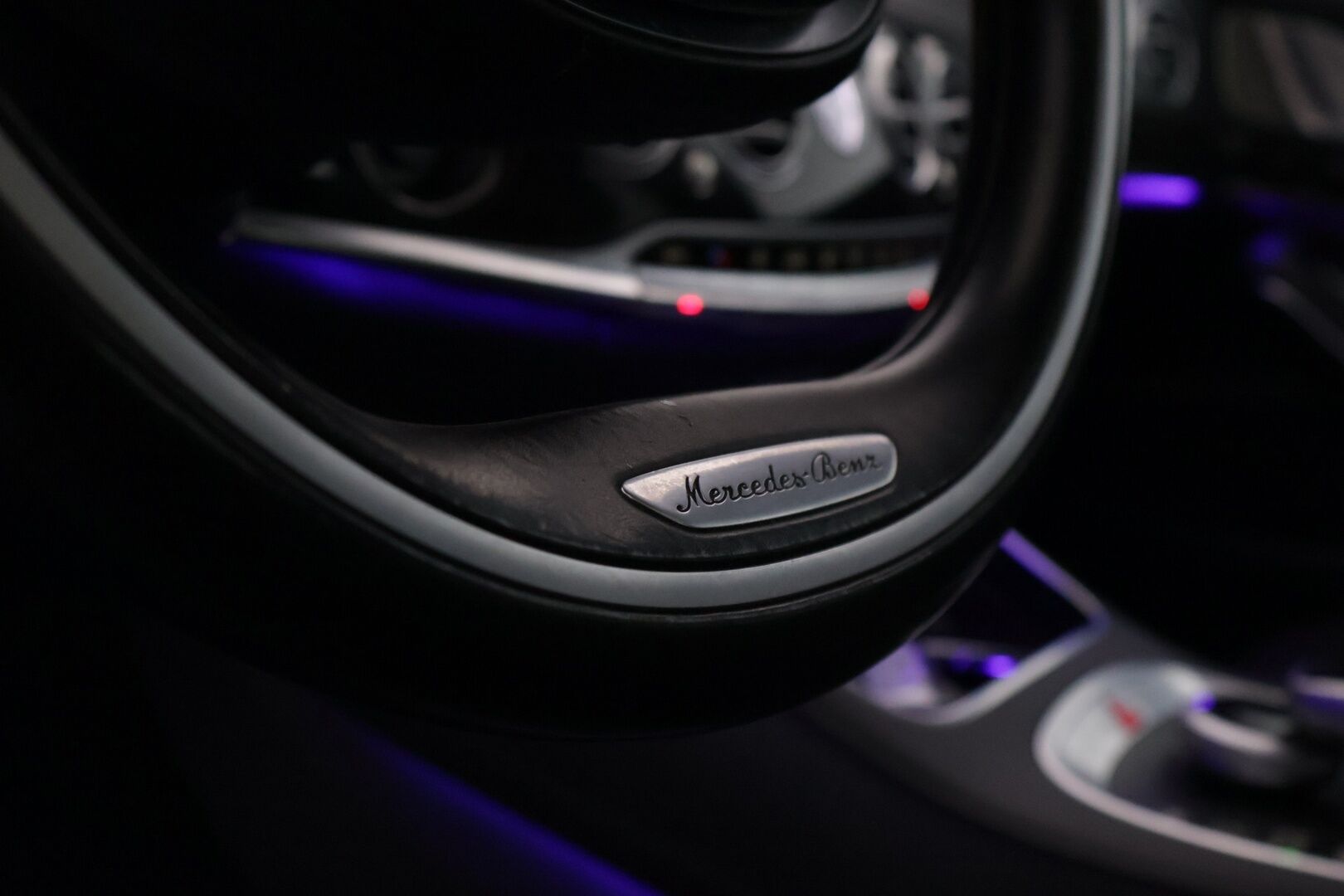 Mercedes-Benz S 2015 350 BLUETEC 4MATIC Sedan *Webasto / DTR+ / Burmester / 360° / Panorama / Imuovet / BLIS / Koukku / ILS / HUD / IHC+* - Ilmastoidut, dynaamiset ja hierovat muistipenkit / Merkkihuollettu / Ambient Light / Ilma-alusta / Digimittaristo 