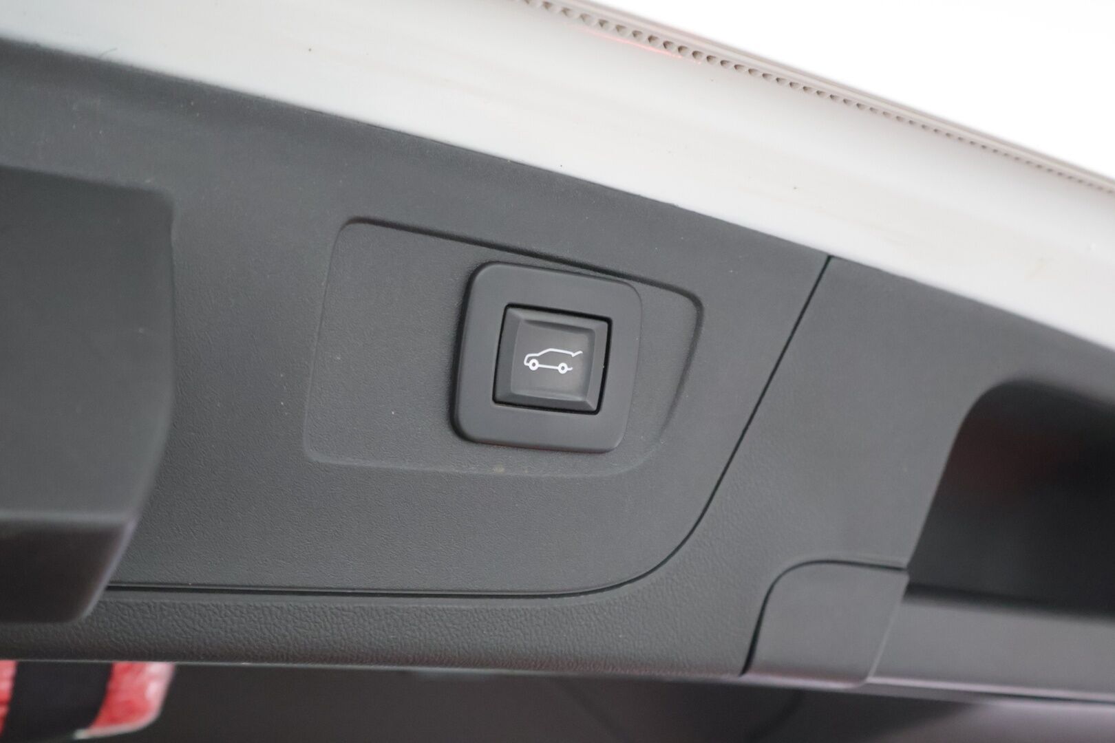 Opel Insignia 2020 Sports Tourer Comfort 165 Turbo *Webasto / Keyless / Koukku / Vakkari / Lane assist / LUX Led* - *Webasto / Keyless / Koukku / Vakkari / Lane assist*