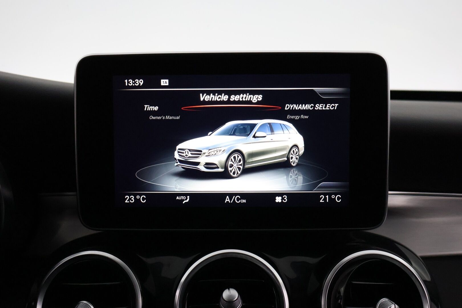 Mercedes-Benz C 2015 350 e T A Premium Business - Myydään  Huutokaupat.com - Distronic plus | P.kamera | IHC+ | BLIS | Airmatic