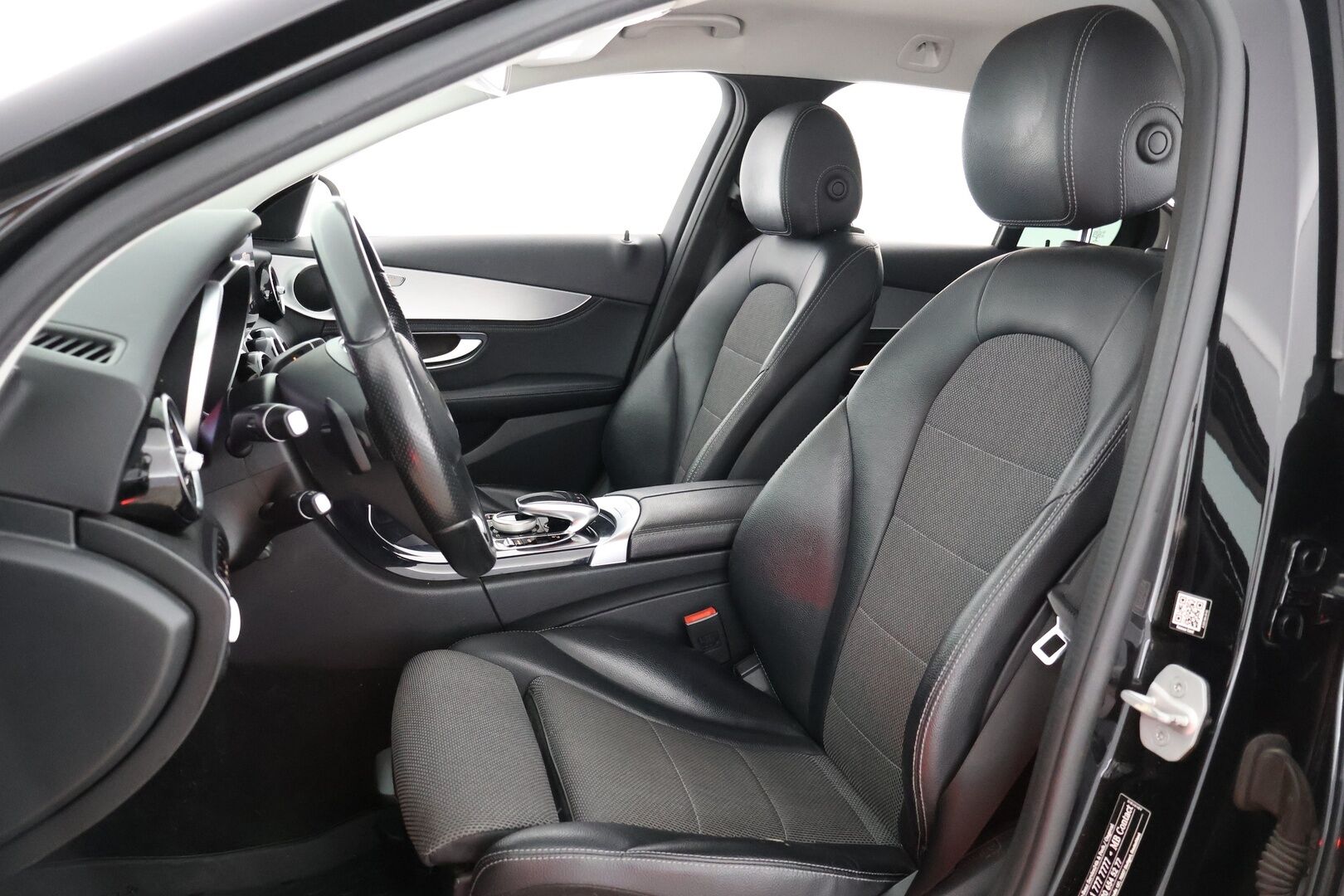 Mercedes-Benz C 2015 350 e T A Premium Business - Myydään  Huutokaupat.com - Distronic plus | P.kamera | IHC+ | BLIS | Airmatic