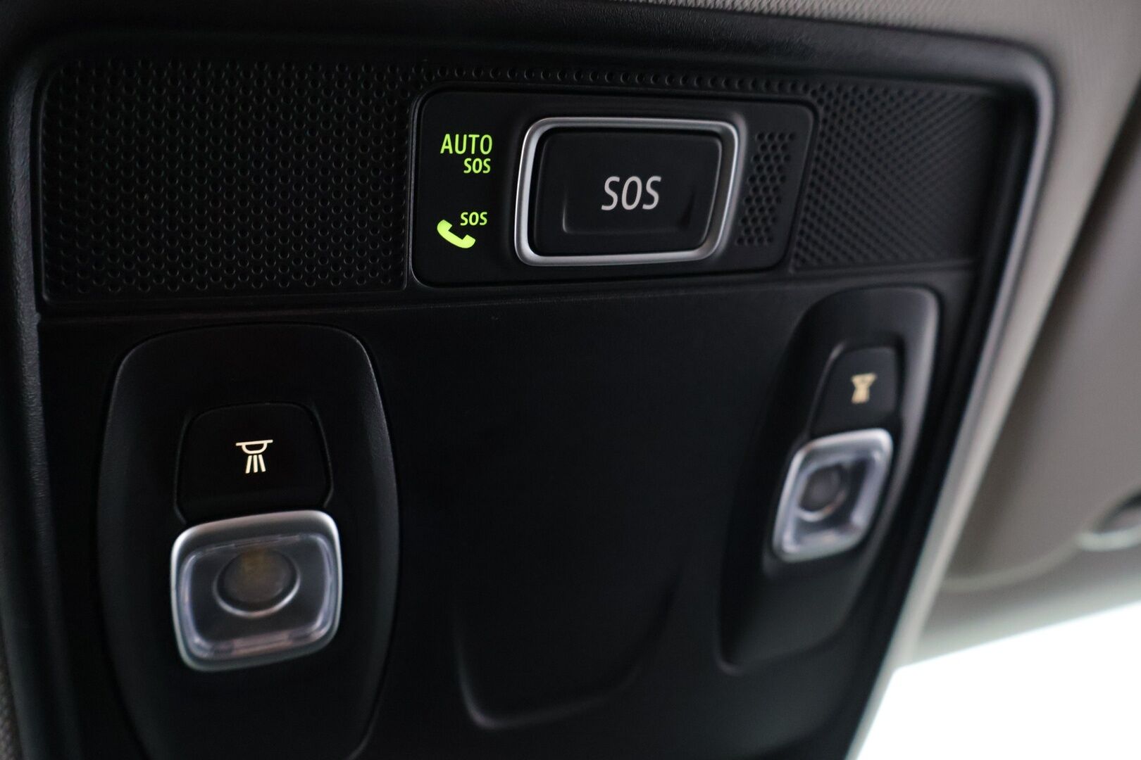 Renault Captur 2020 TCe 130 EDC7-aut Intens - Suomi-auto | Metalliväri | Huoltokirja | Digimittaristo | AppleCarPlay&AndroidAuto | Peruutuskamera | Kahdet renkaat | fAjotapavalitsin: Eco / Sport / My Sense | Pysäköintitutkat edessä ja takana |