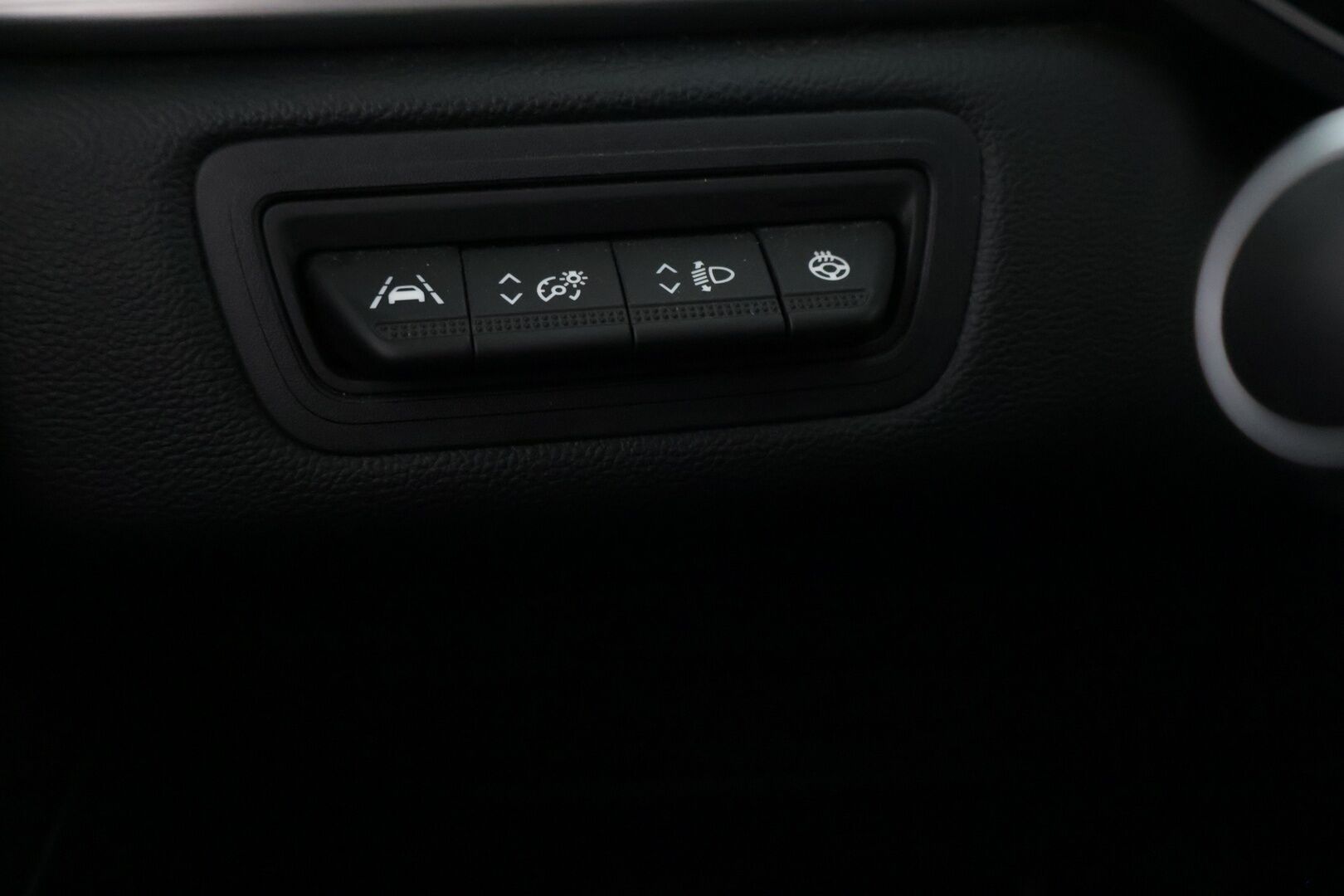 Renault Captur 2020 TCe 130 EDC7-aut Intens - Suomi-auto | Metalliväri | Huoltokirja | Digimittaristo | AppleCarPlay&AndroidAuto | Peruutuskamera | Kahdet renkaat | fAjotapavalitsin: Eco / Sport / My Sense | Pysäköintitutkat edessä ja takana |