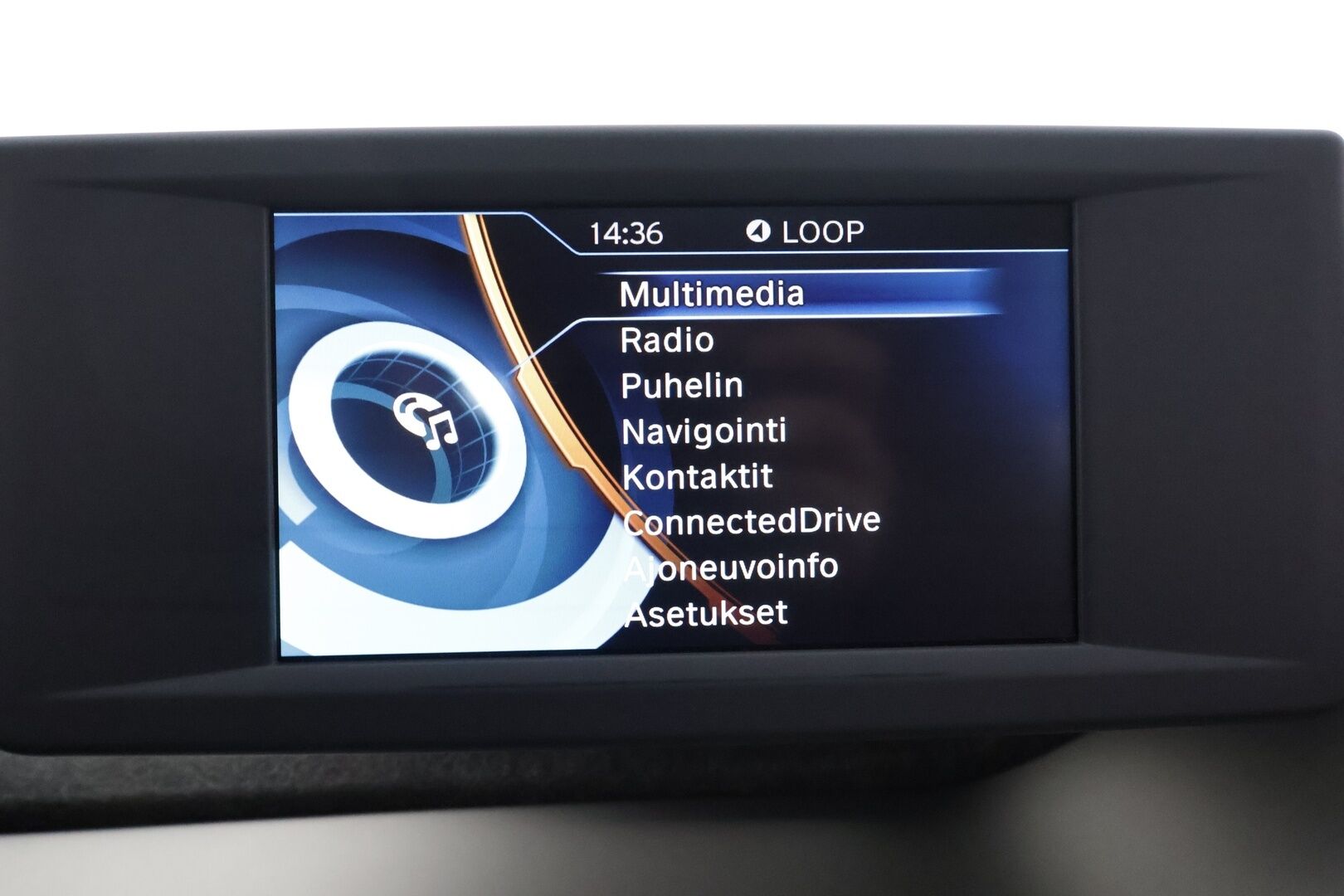 BMW i3 2015 i3 60ah * Digimittaristo / LED / P.Kamera / Vakkari / Navi *