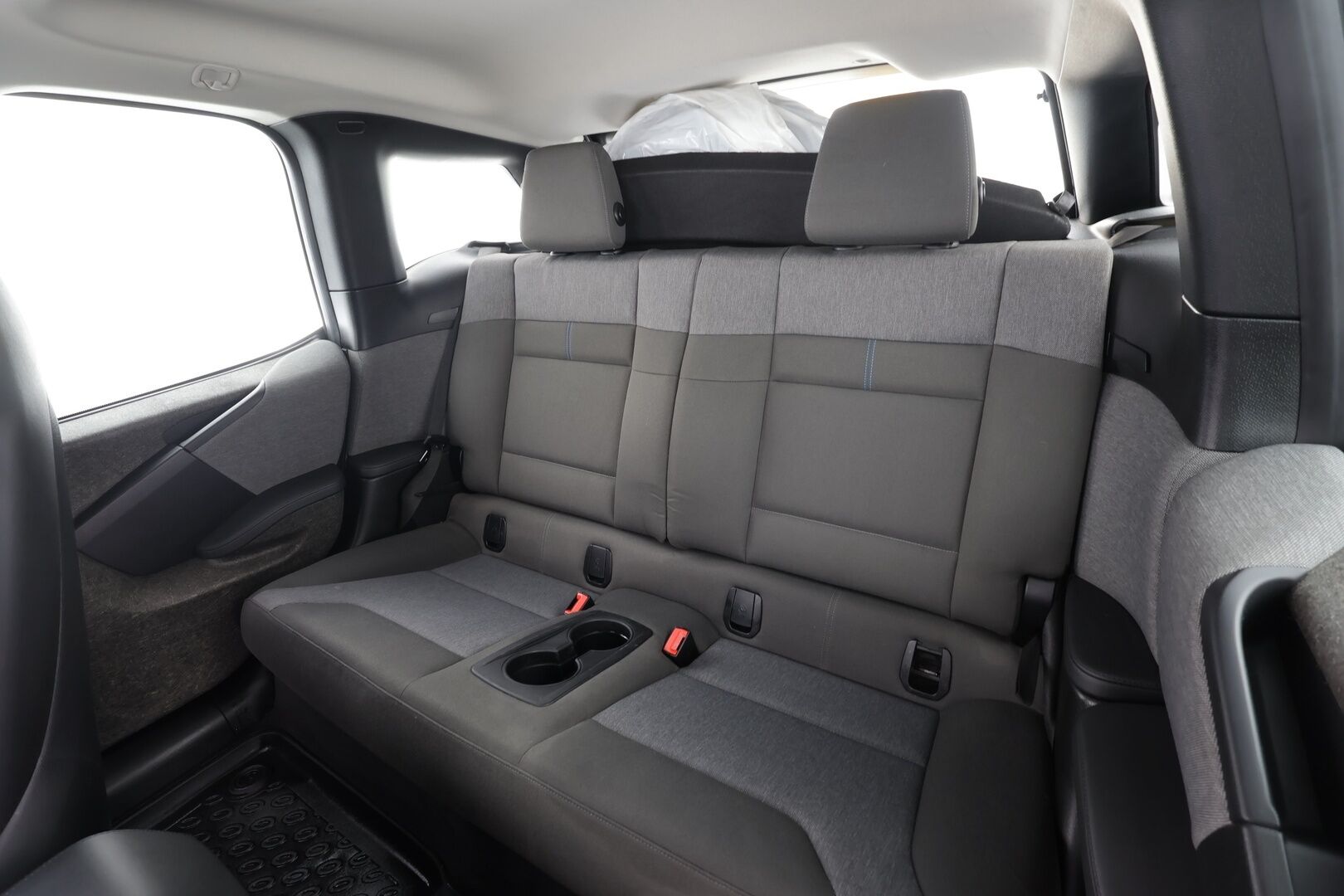 BMW i3 2015 i3 60ah * Digimittaristo / LED / P.Kamera / Vakkari / Navi *