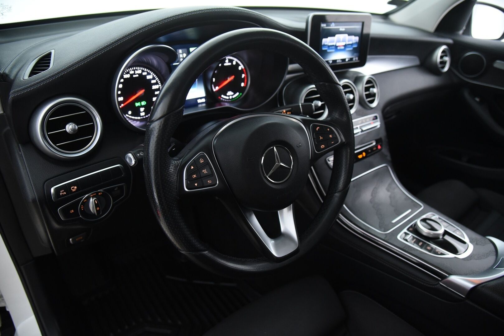Mercedes-Benz GLC 2017 350 e 4Matic A Premium Business - | ACC | 360° Kamera | Sporttipenkit | ILS-LED | 2x Aluvanteet |
