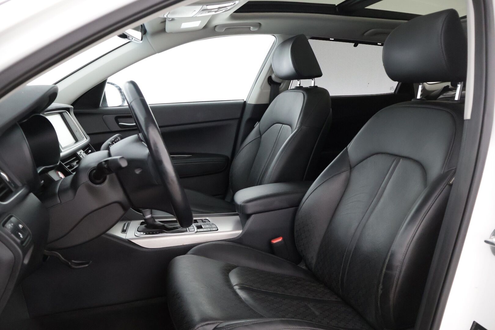 Kia Optima 2018 2,0 Business Luxury SW A/T - Adapt. Vakkari | Ilmastoidut penkit | BLIS | Ratinlämmitin | Vetokoukku | 2x renkaat&alumiinivanteet
