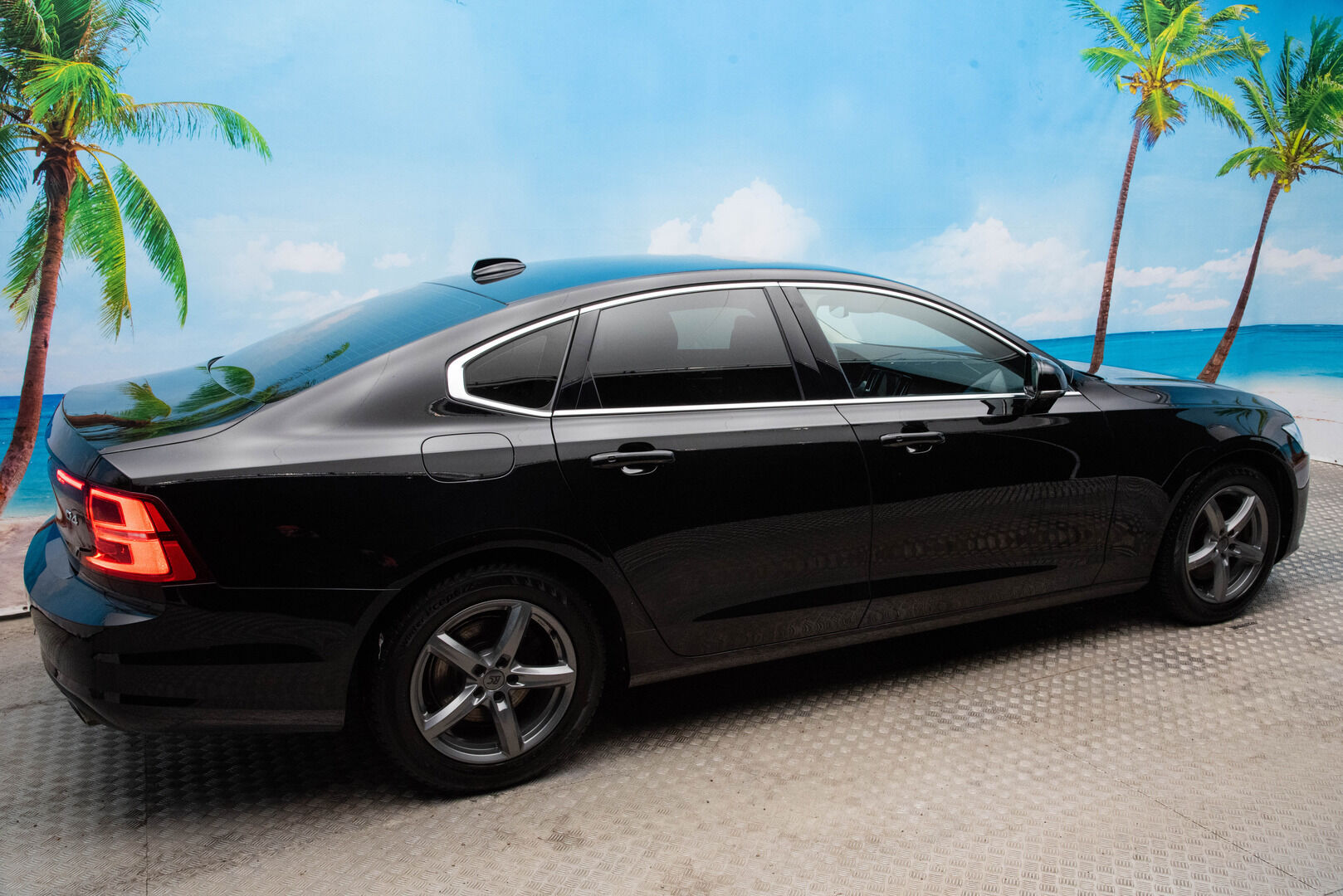 Volvo S90 2016 D4 Business aut / Adapt. Vak. / Pilot Assist  / Keyless / Koukku / Webasto / Tulossa myyntiin! / - Todella siisti! / Tulossa myyntiin! / Jakopää tehty