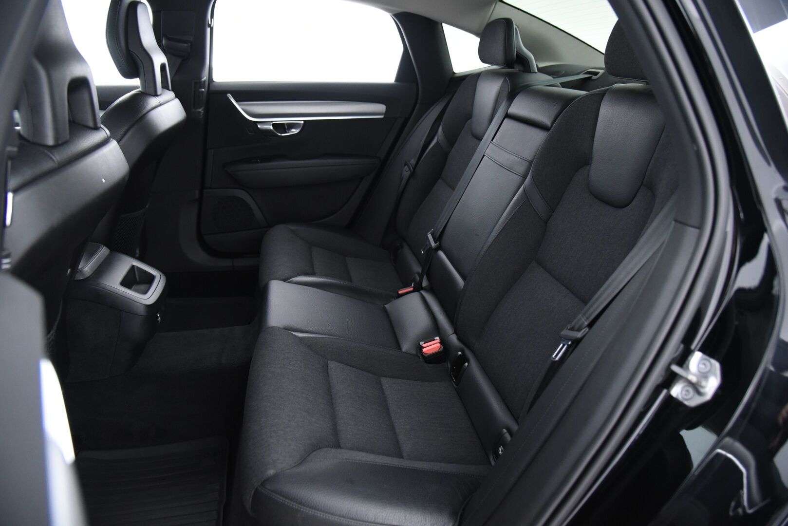 Volvo S90 2016 D4 Business aut / Adapt. Vak. / Pilot Assist  / Keyless / Koukku / Webasto / Tulossa myyntiin! / - Todella siisti! / Tulossa myyntiin! / Jakopää tehty