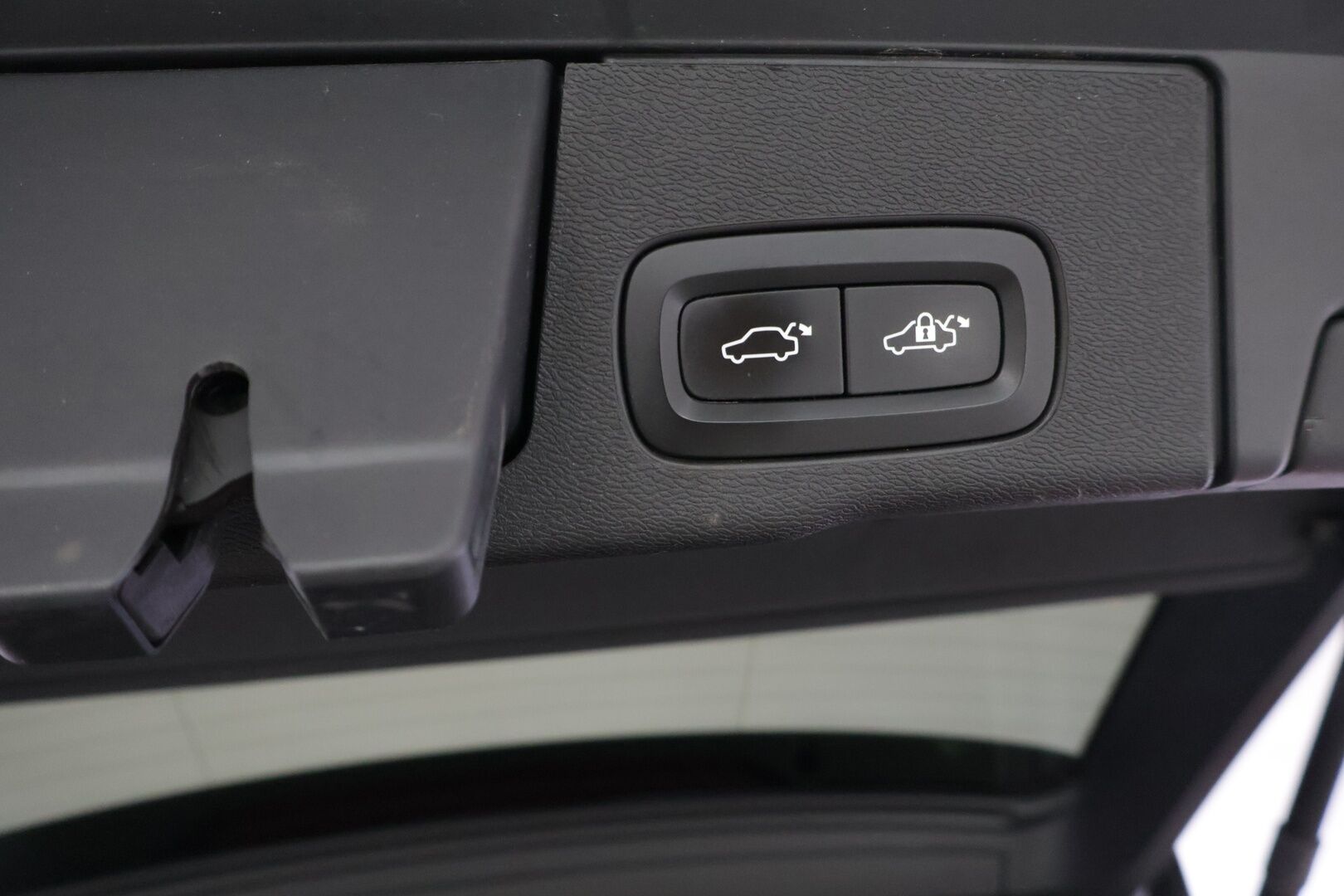 Volvo XC60 2018 T5 AWD Business aut - Juuri katsastettu! | Webasto | P.kamera | Adapt.vakkari | Puolnahat | Rehti bensiini ilman hybridiä!