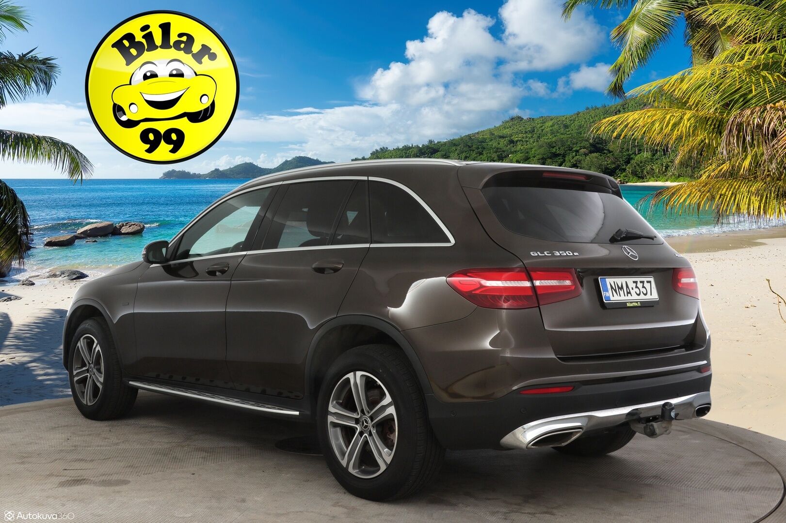 Mercedes-Benz GLC 2018 GLC 350 E 4MATIC * Burmester / P-kamera / Tutkat edessä ja takana / Navi / Sähköpenkit * - * Kahdet renkaat ja vanteet / Alle taittuva vetokoukku *