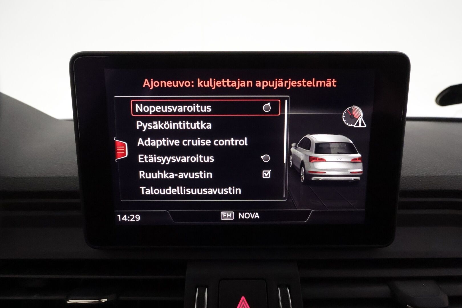 Audi Q5 2020 Business Sport Special Edition 35 TDI 120 kW quattro S tronic **Adapt.vakkari / Matrix LED / Koukku / Sporttipenkit** - Suomi-auto / Kahdet renkaat aluvanteilla / Webasto