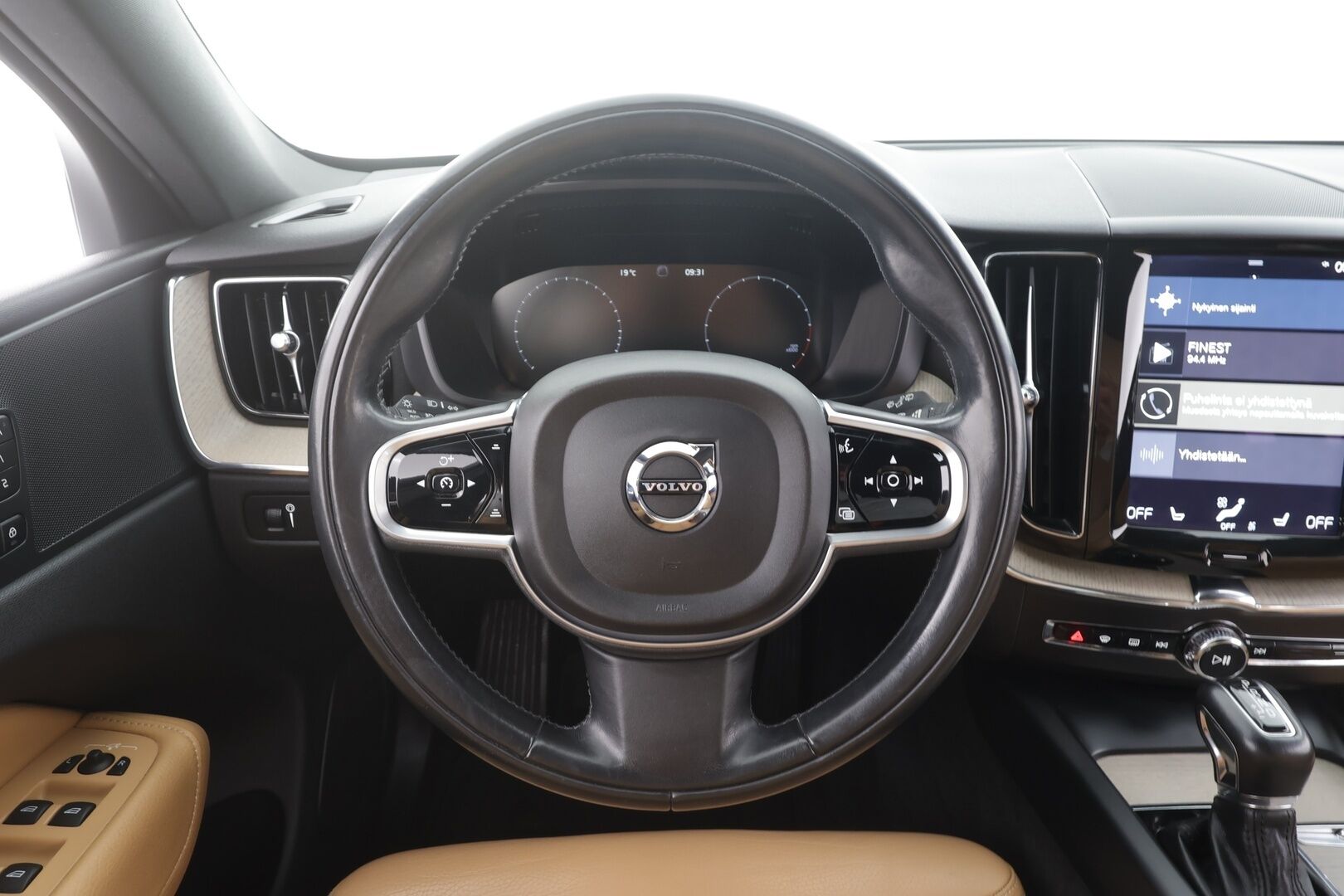 Volvo XC60 2018 T5 AWD Inscription aut - | Pilot assist | Webasto | High performance audio | LED | Muistipenkki | Keyless | Sporttinahat | Kahdet Renkaat |