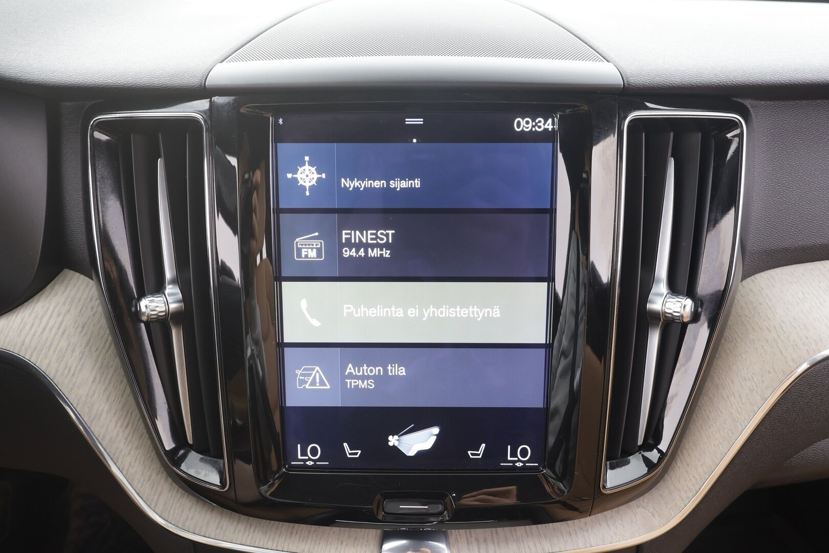 Volvo XC60 2018 T5 AWD Inscription aut - | Pilot assist | Webasto | High performance audio | LED | Muistipenkki | Keyless | Sporttinahat | Kahdet Renkaat |