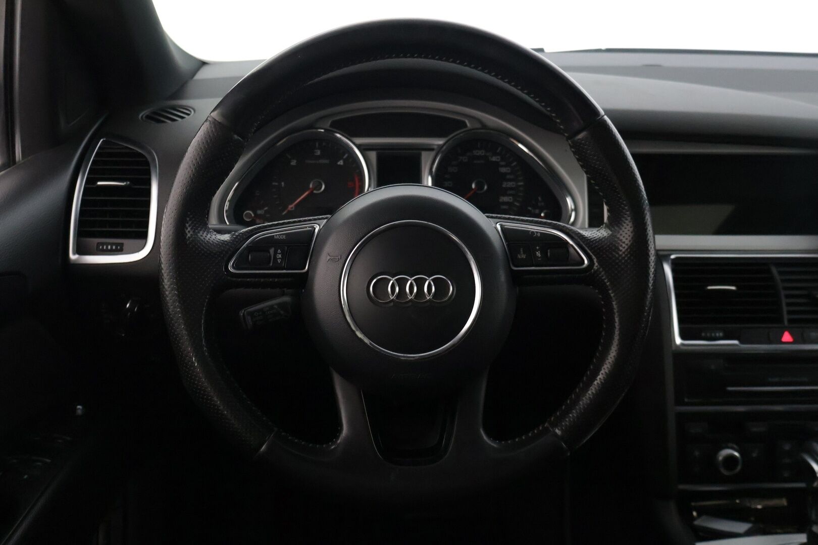 Audi Q7 2011 AUDI Q7 Farmari (AC) 4ov 2967cm3 A - YritysOutlet - Myydään vain yrityksille