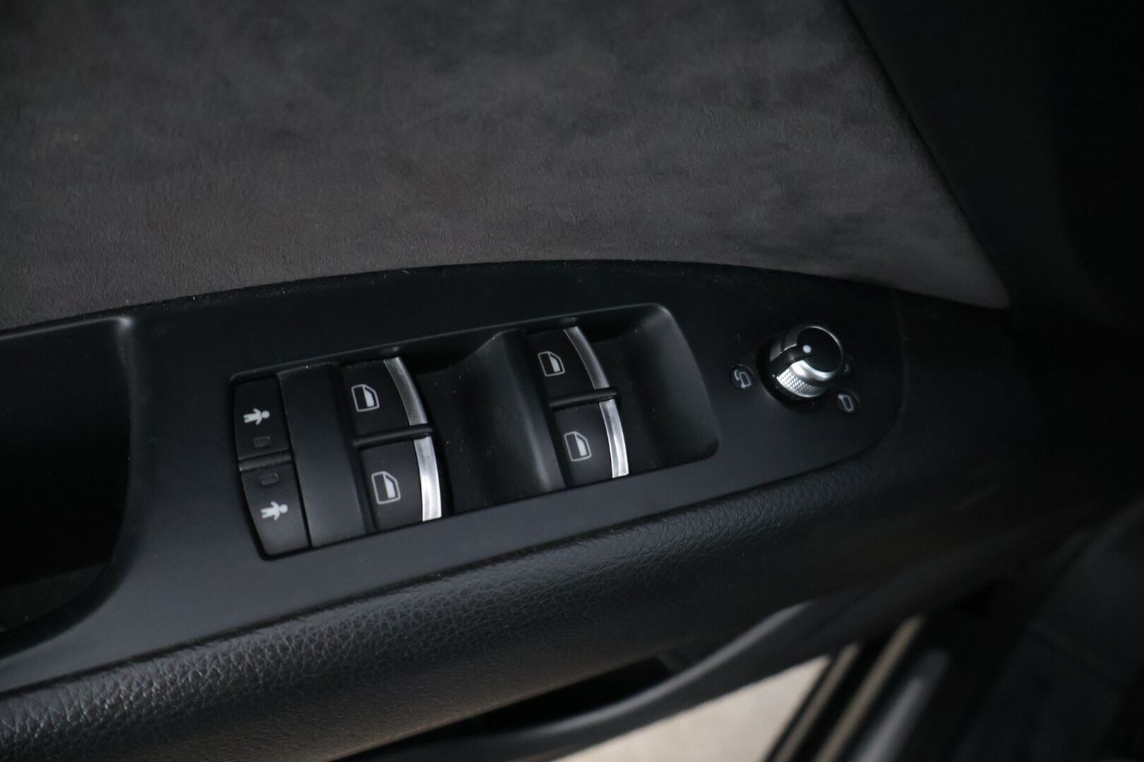 Audi Q7 2011 AUDI Q7 Farmari (AC) 4ov 2967cm3 A - YritysOutlet - Myydään vain yrityksille