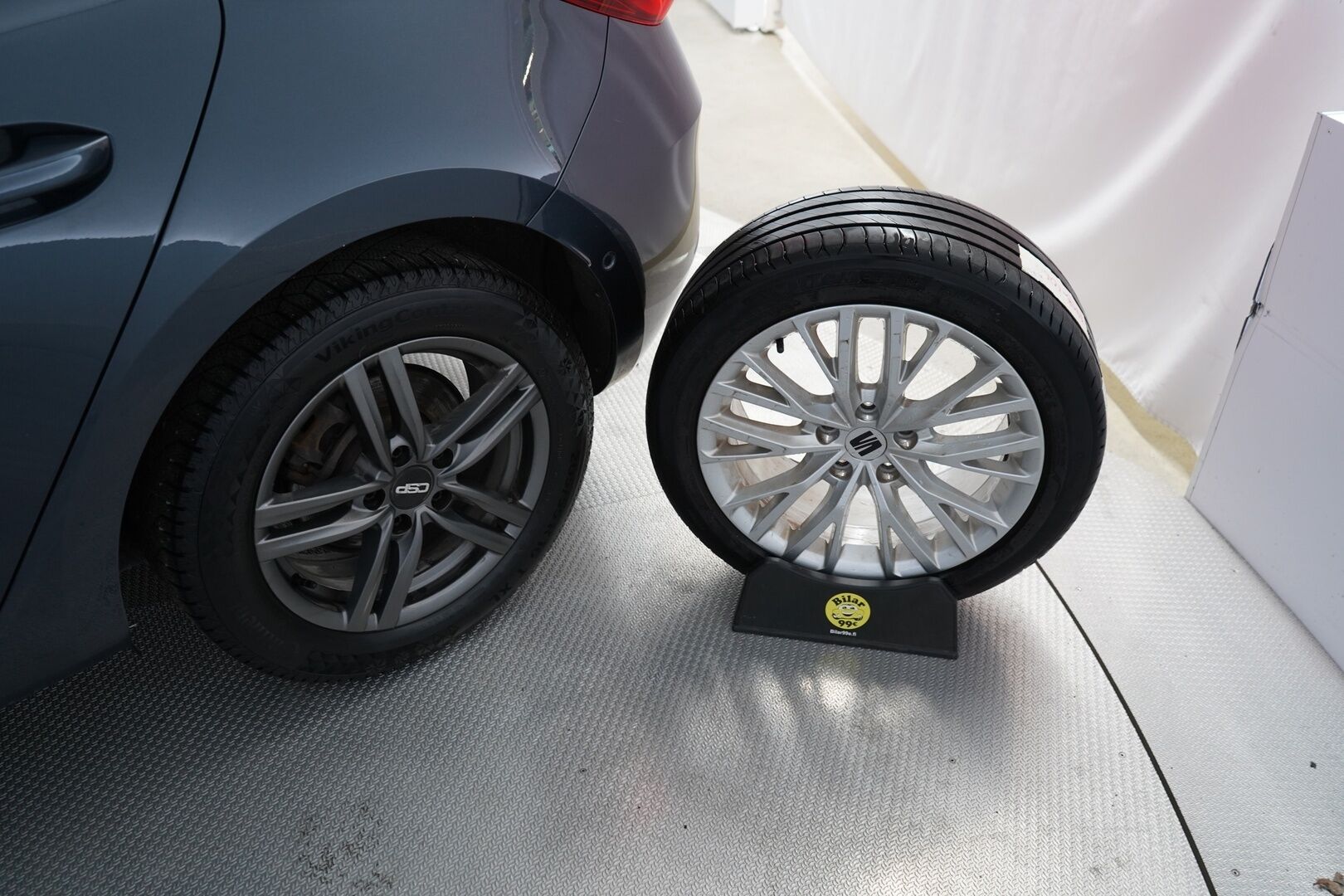 Seat Leon Sportstourer 2021 1,5 eTSI 150 Hybrid Xcellence DSG *ACC / Kamera / Puolinahat / Navi / Digimittaristo / Ratinlämmitin* - Suomi-auto / 2x vanteet - HULLUT AVAJAISHULINAT KORKOTARJOUS 3,29 %