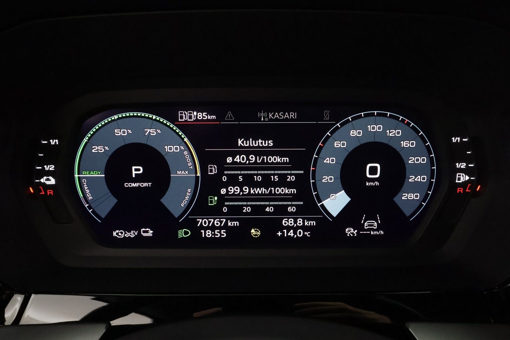 Audi A3 2021 Sportback 1,4 TFSI e-tron S tronic * ACC / LED / P.tutkat / Sportpenkit / Kaistavahti * - Suomi-auto / 2x Latauskaapelit / Kahdet renkaat aluvanteilla