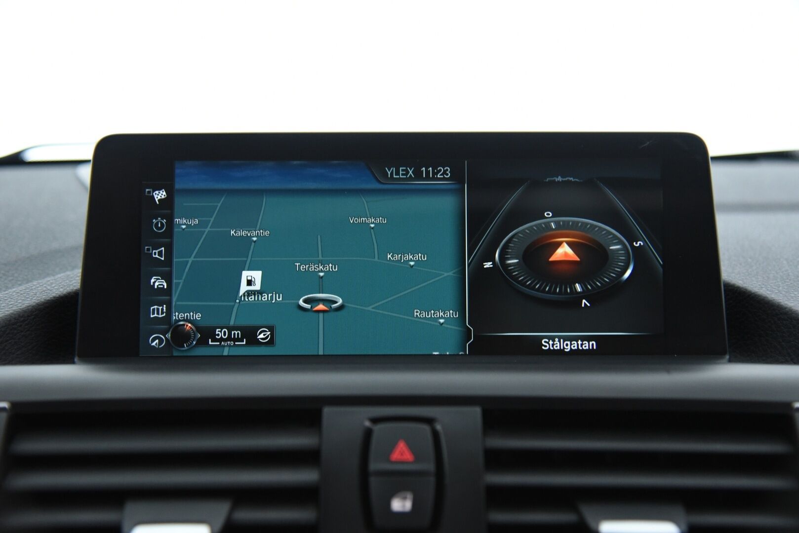 BMW 118 2017 1-sarja F20 Hatchback 118i A Business M Sport / Hifi / LED / P.kamera / Shadow Line - P.Tutkat / Ratinlämmitys / Kattoluukku / Navi