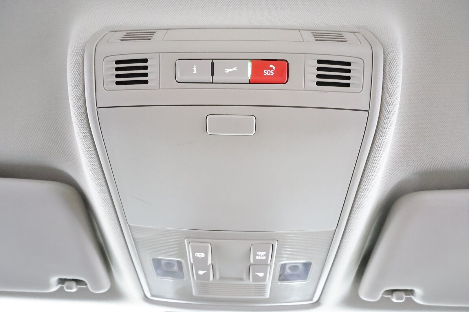 Skoda Superb 2021 Combi 1,4 TSI PHEV Style iV DSG Autom. * Adapt.Vakkari / Canton / Vetokoukku / Crystal Light / Peruutuskamera / Muistipenkit - 1.Om Suomi-auto / Merkkihuollettu / Kahdet Renkaat - HULLUT AVAJAISHULINAT KORKOTARJOUS 3,29 %