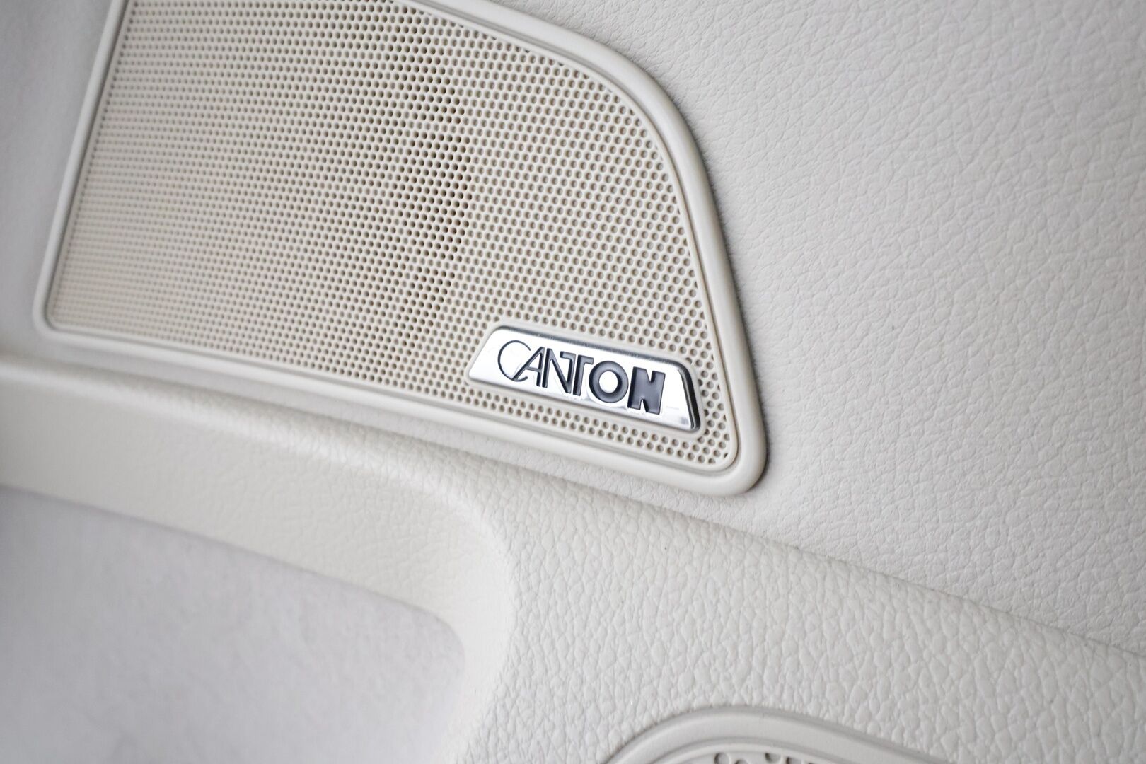 Skoda Superb 2021 Combi 1,4 TSI PHEV Style iV DSG Autom. * Adapt.Vakkari / Canton / Vetokoukku / Crystal Light / Peruutuskamera / Muistipenkit - 1.Om Suomi-auto / Merkkihuollettu / Kahdet Renkaat - HULLUT AVAJAISHULINAT KORKOTARJOUS 3,29 %