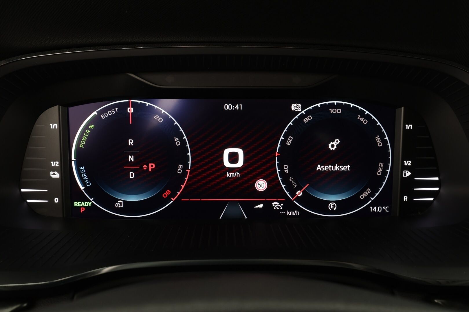 Skoda Octavia 2021 Combi 1,4 TSI PHEV RS iV DSG * ACC / Matrix-LED / P.kamera / Hierovat Sporttipenkit Muistilla / Navi / Kaistavahti * - Suomi-auto / 2x Latauskaapelit / Kahdet renkaat / Merkkihuollettu!
