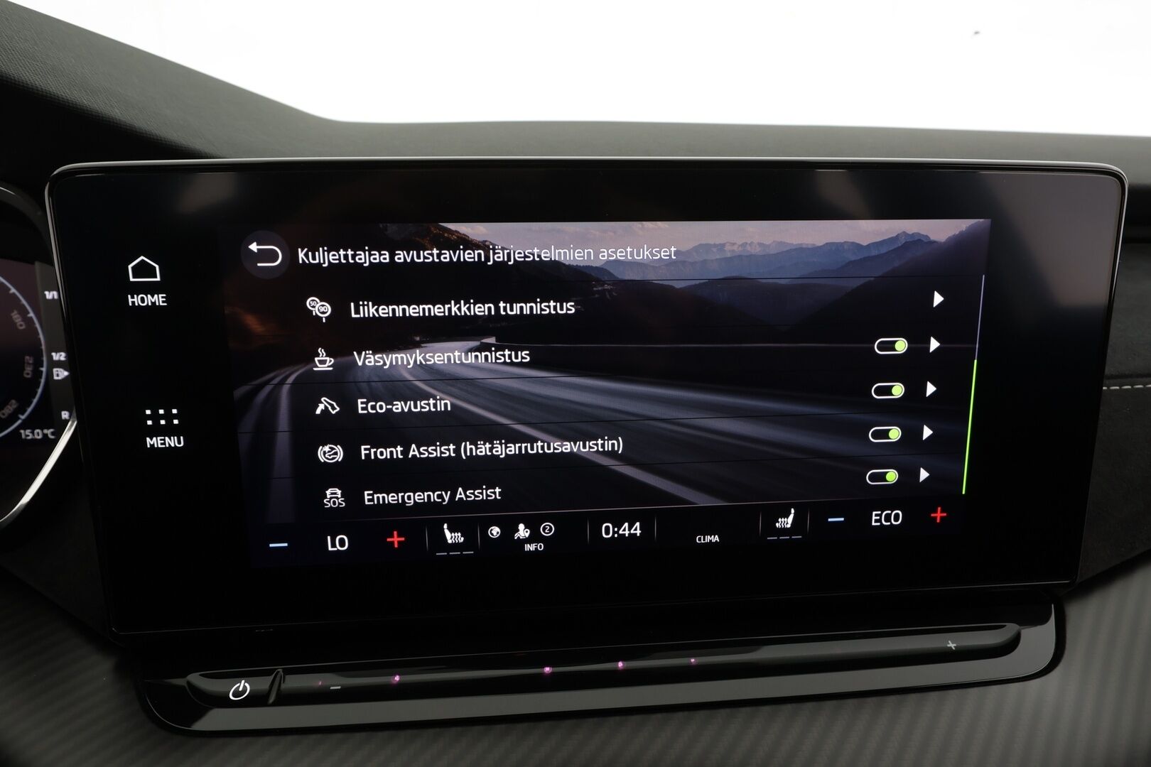 Skoda Octavia 2021 Combi 1,4 TSI PHEV RS iV DSG * ACC / Matrix-LED / P.kamera / Hierovat Sporttipenkit Muistilla / Navi / Kaistavahti * - Suomi-auto / 2x Latauskaapelit / Kahdet renkaat / Merkkihuollettu!