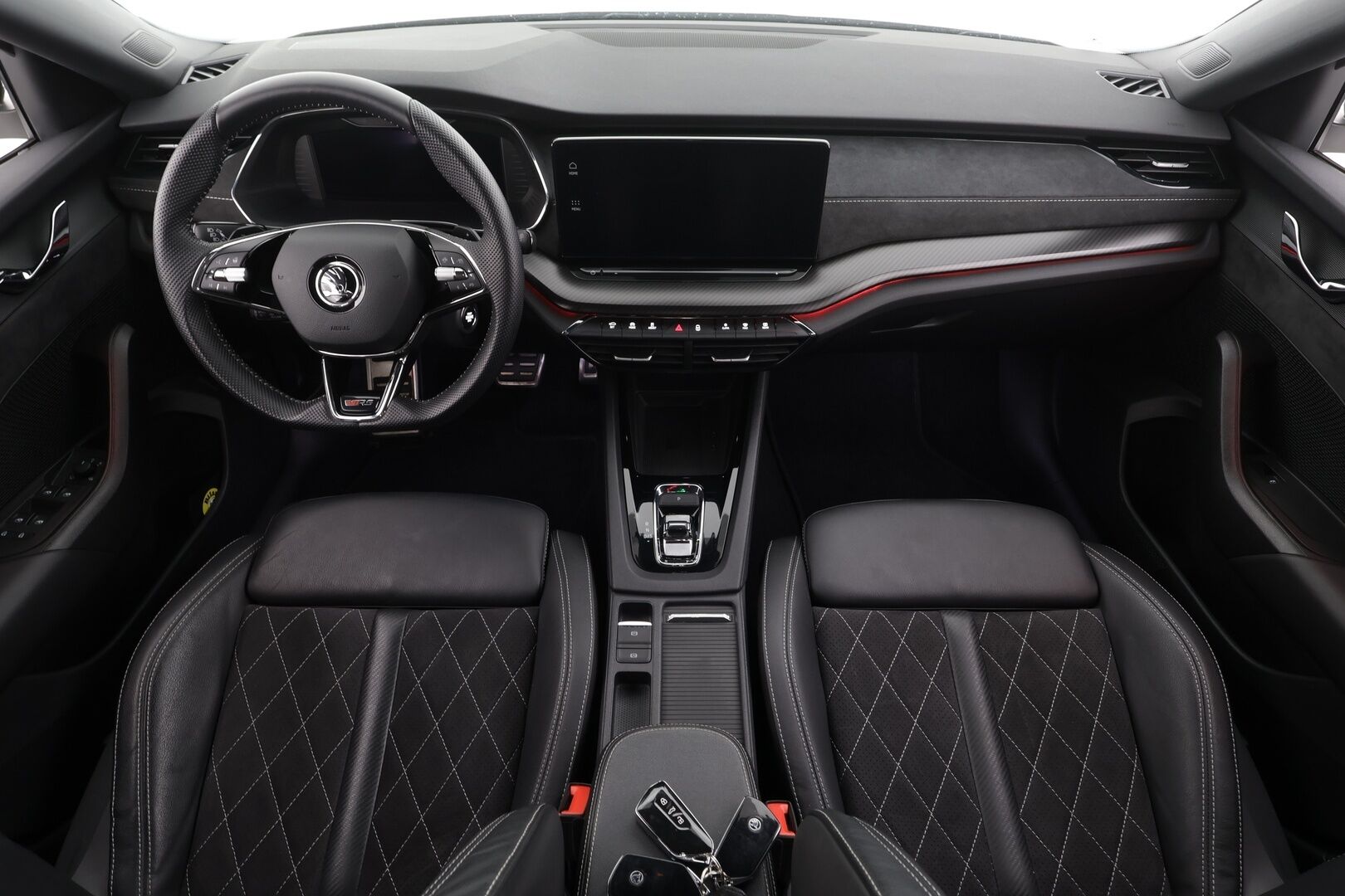 Skoda Octavia 2021 Combi 1,4 TSI PHEV RS iV DSG * ACC / Matrix-LED / P.kamera / Hierovat Sporttipenkit Muistilla / Navi / Kaistavahti * - Suomi-auto / 2x Latauskaapelit / Kahdet renkaat / Merkkihuollettu!